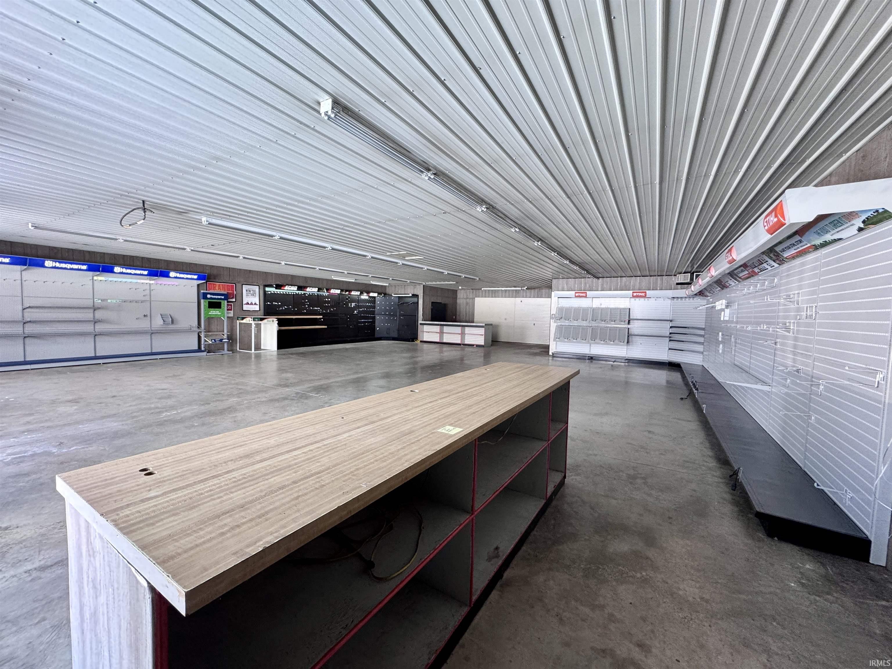 Photo 10 of 919 Mishawaka Road