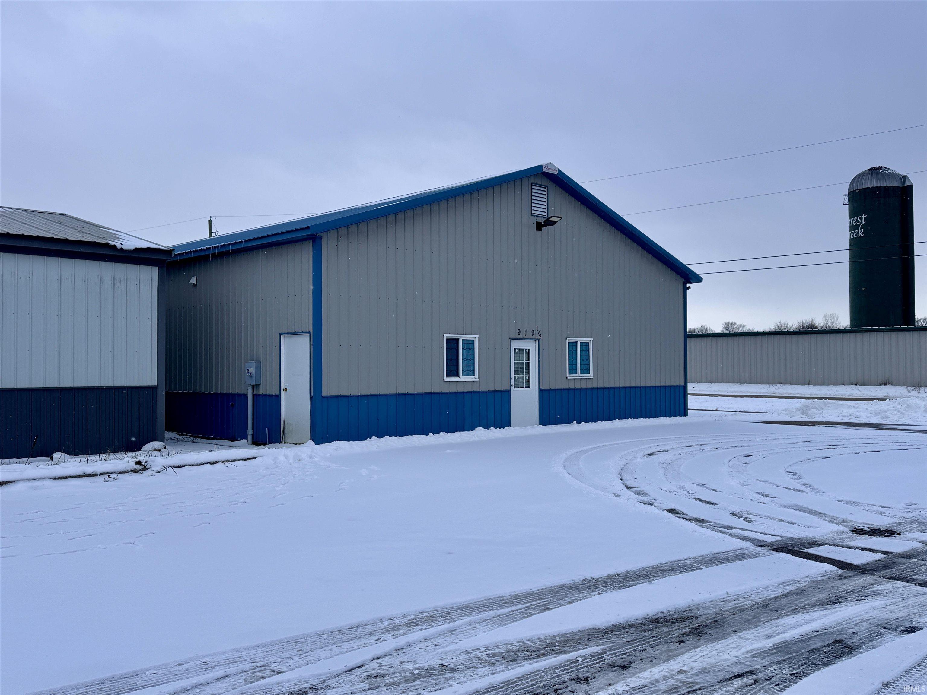 Photo 6 of 919 Mishawaka Road