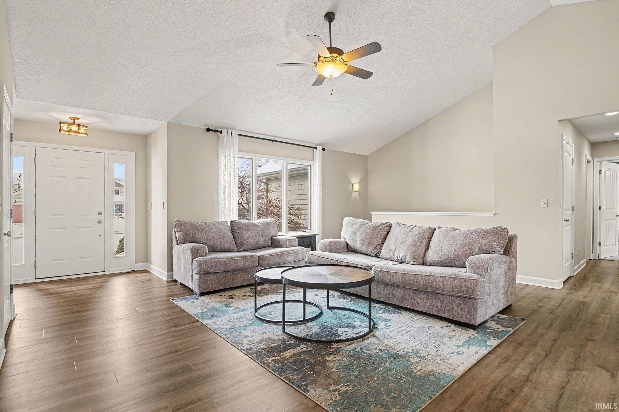 Photo 4 of 1674 S Augusta Lane