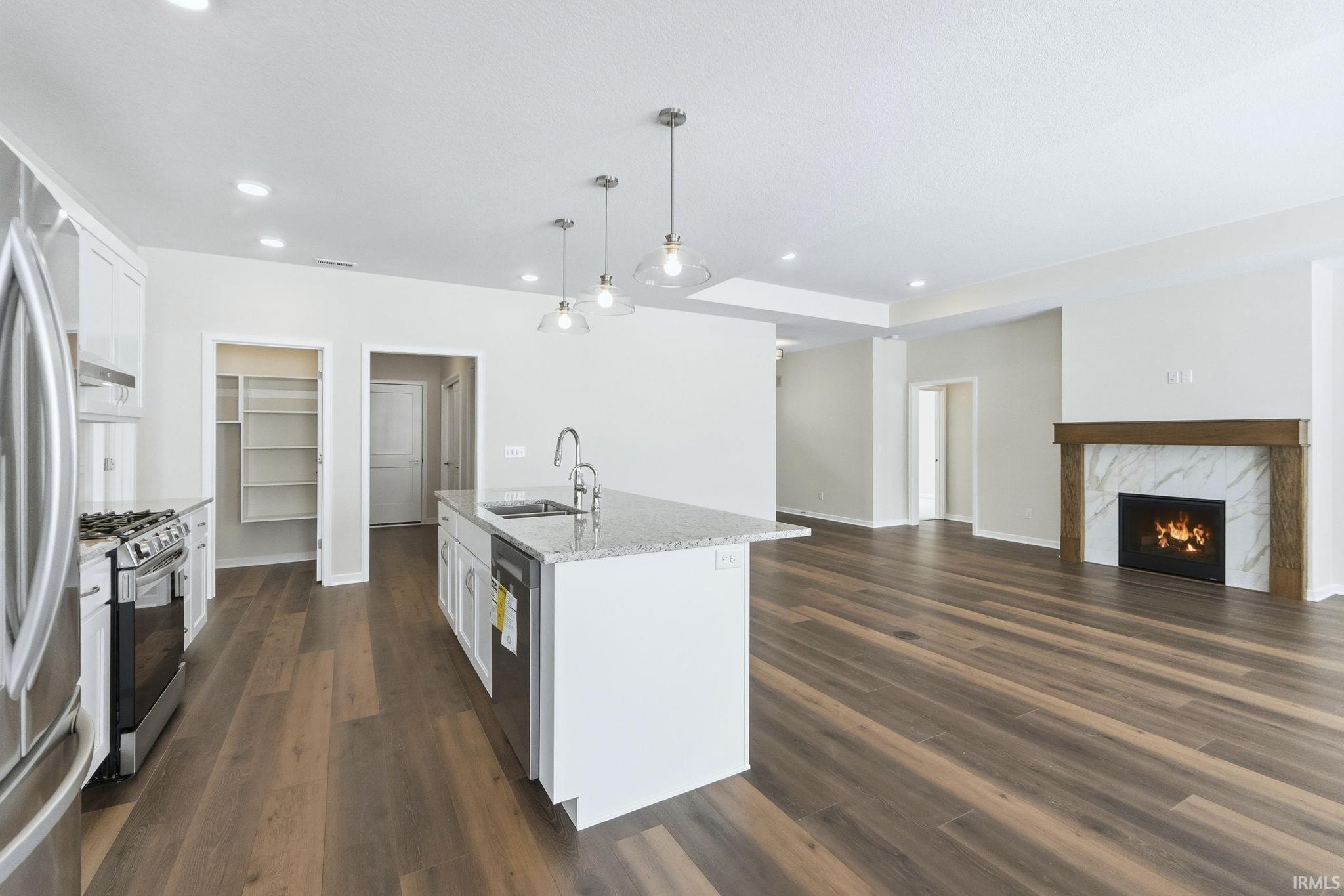 Photo 9 of 3202 E Rocky Way