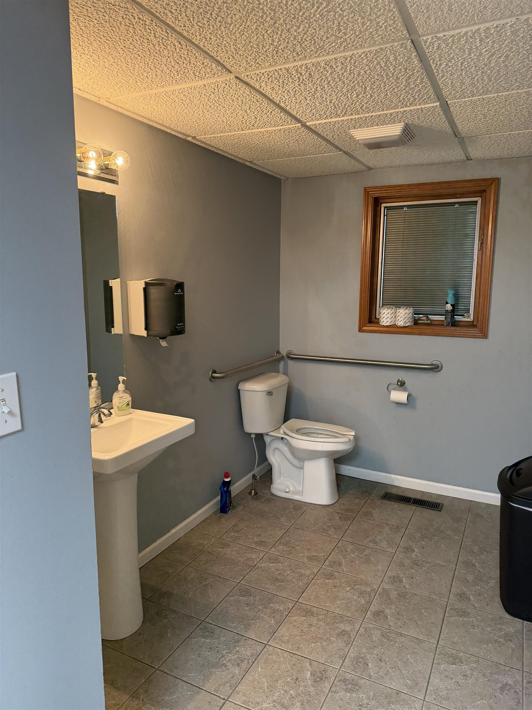 Photo 20 of 300 N Wayne Street