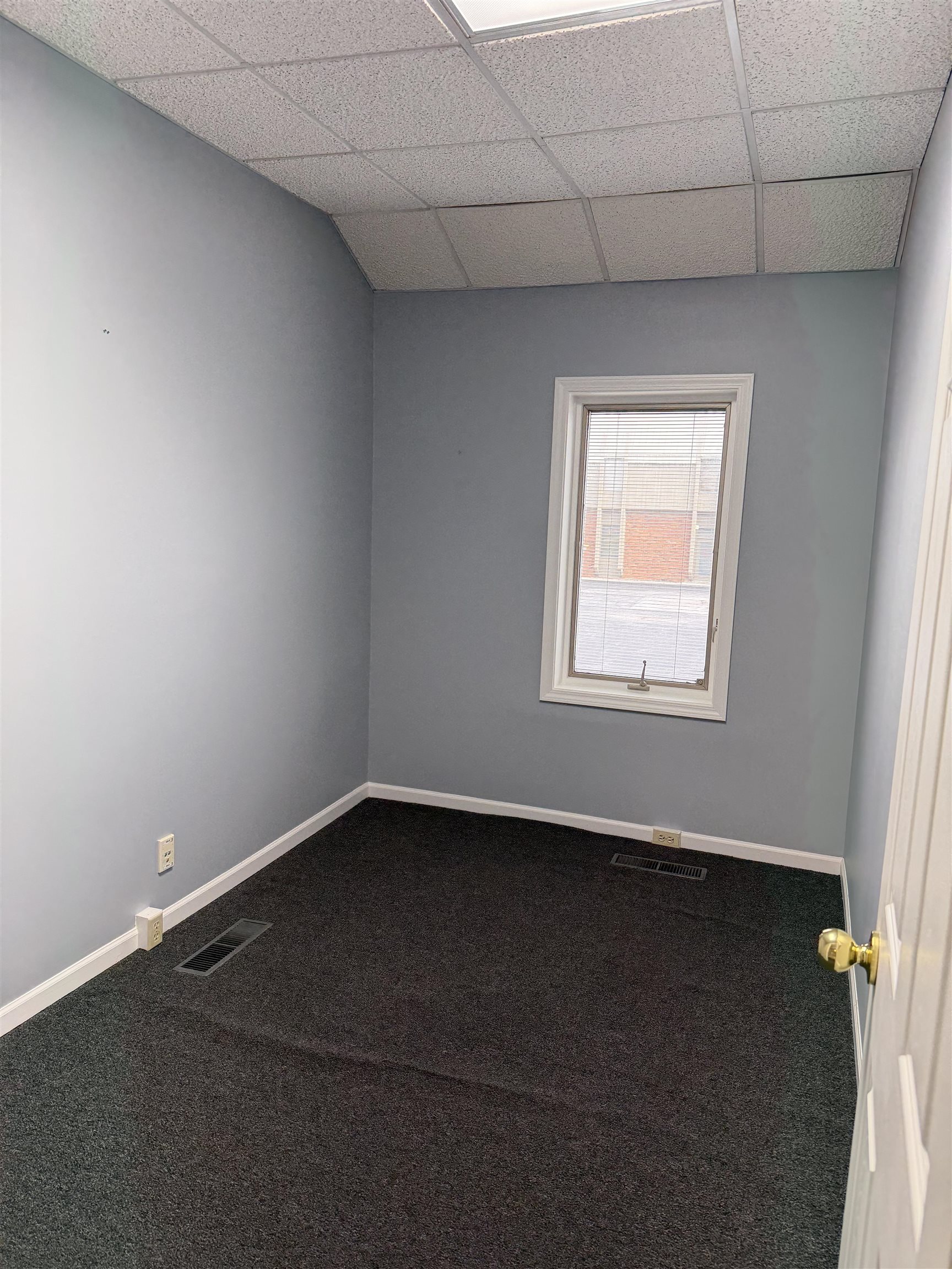 Photo 22 of 300 N Wayne Street