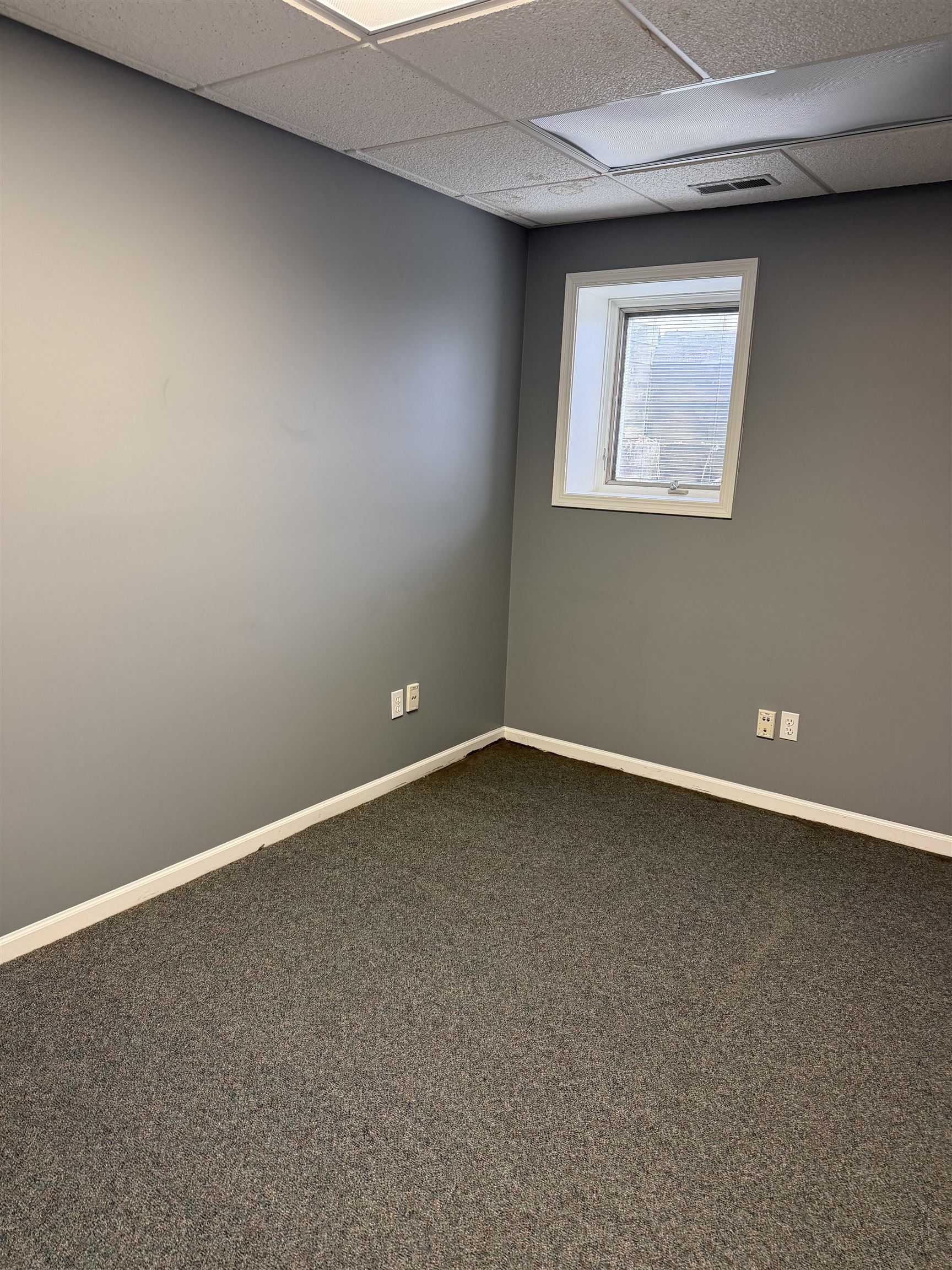 Photo 33 of 300 N Wayne Street