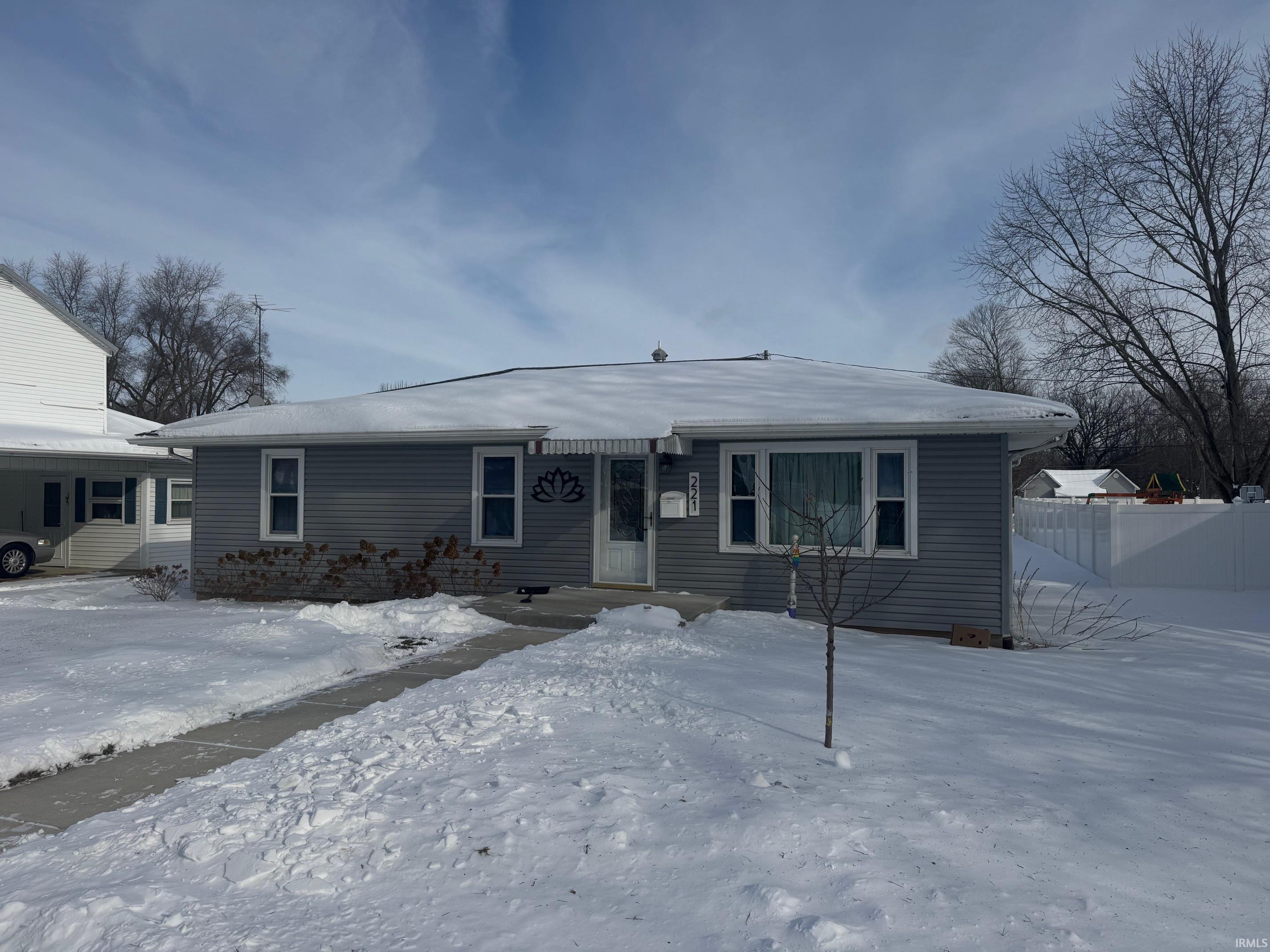 Homes for sale in Albany, IN | 221 N Main St, Albany, IN 47320 | MLS# 202603138