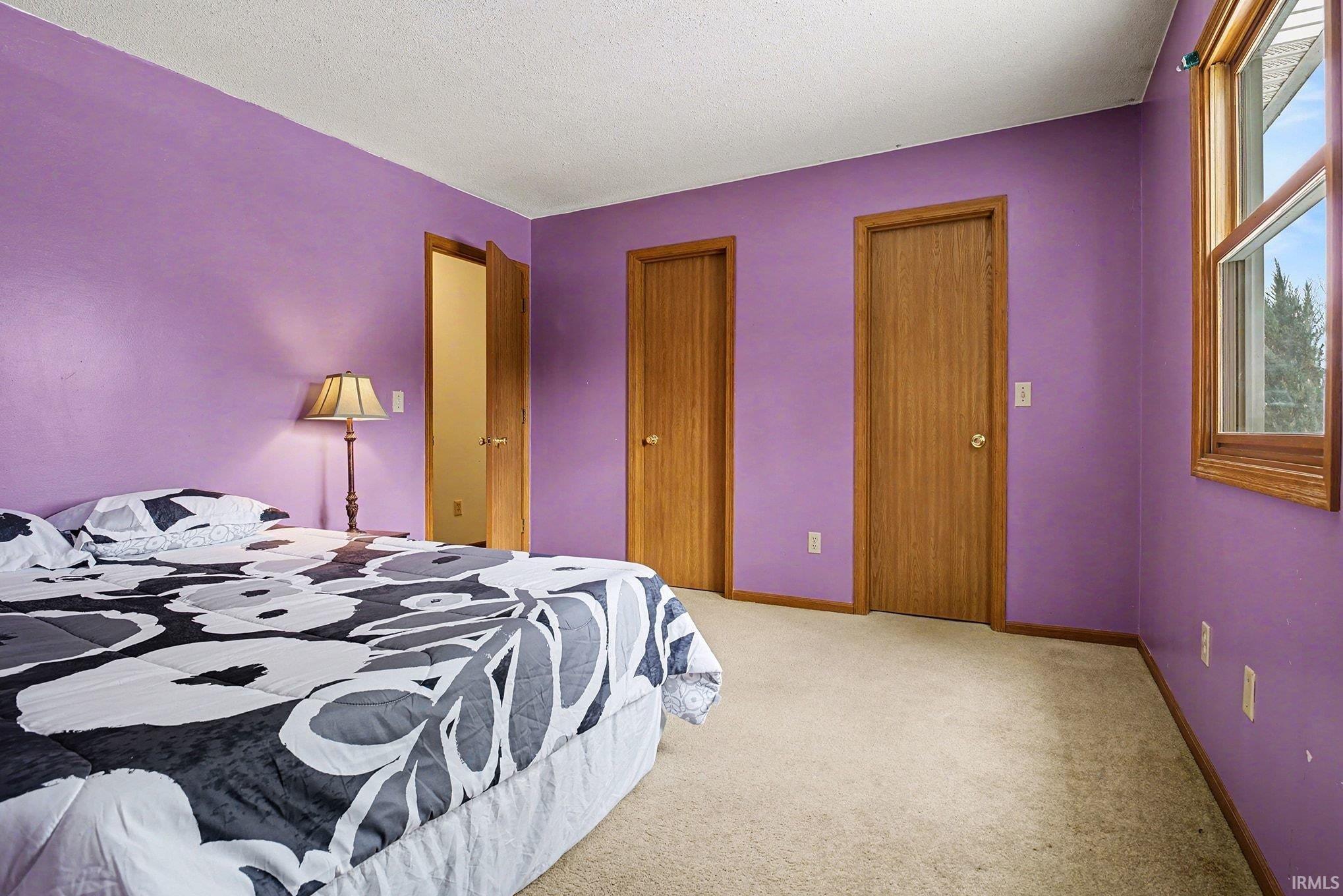 311 W Hillside Drive