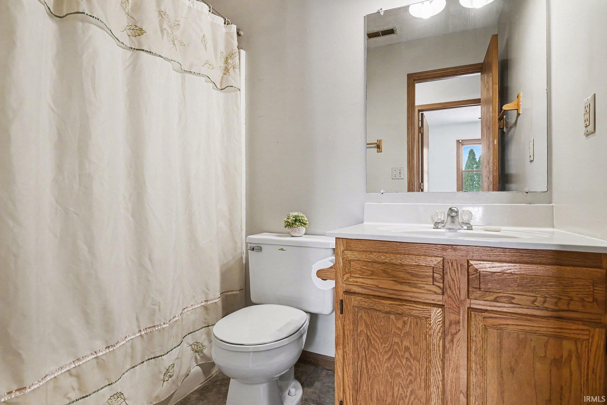 311 W Hillside Drive