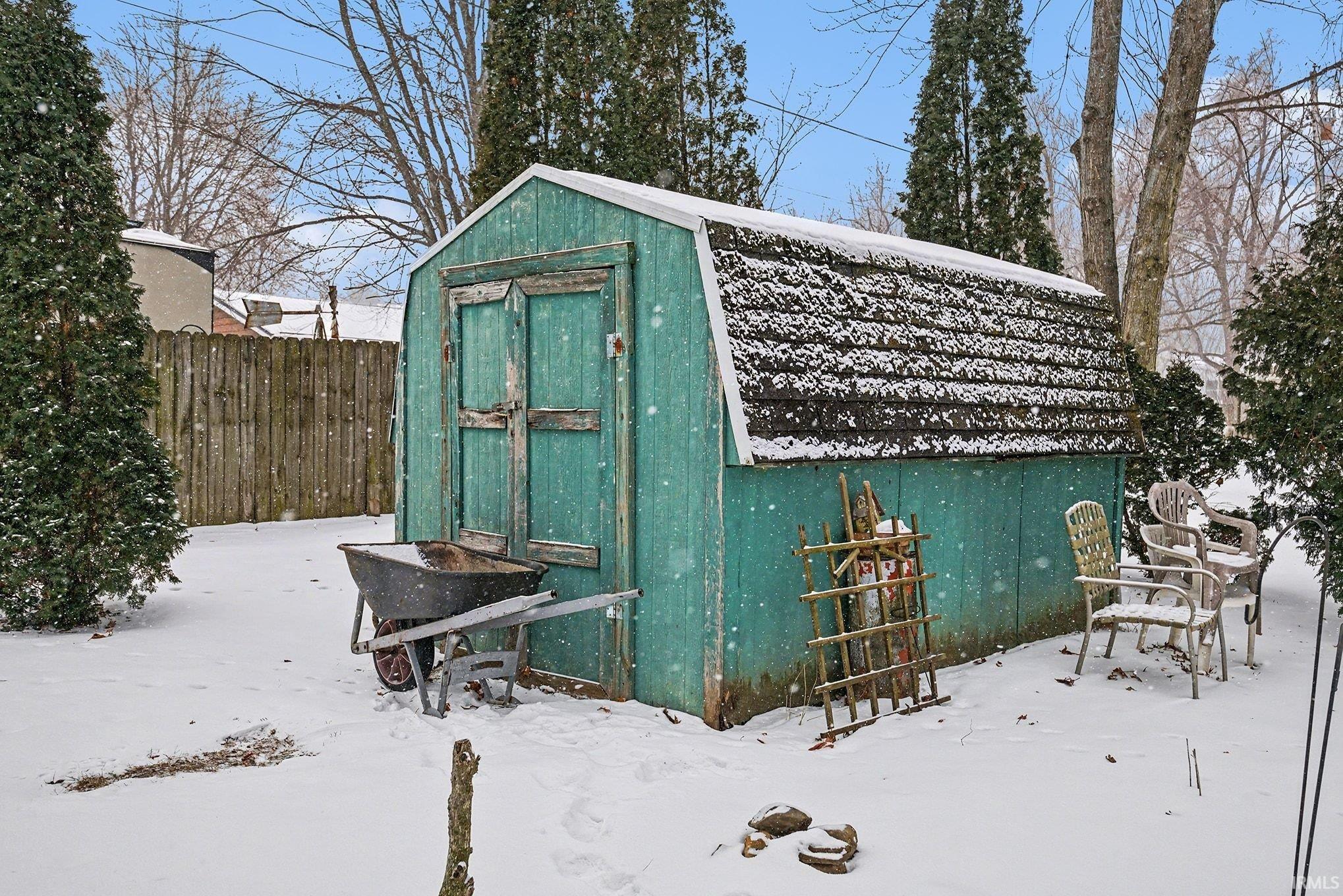 311 W Hillside Drive