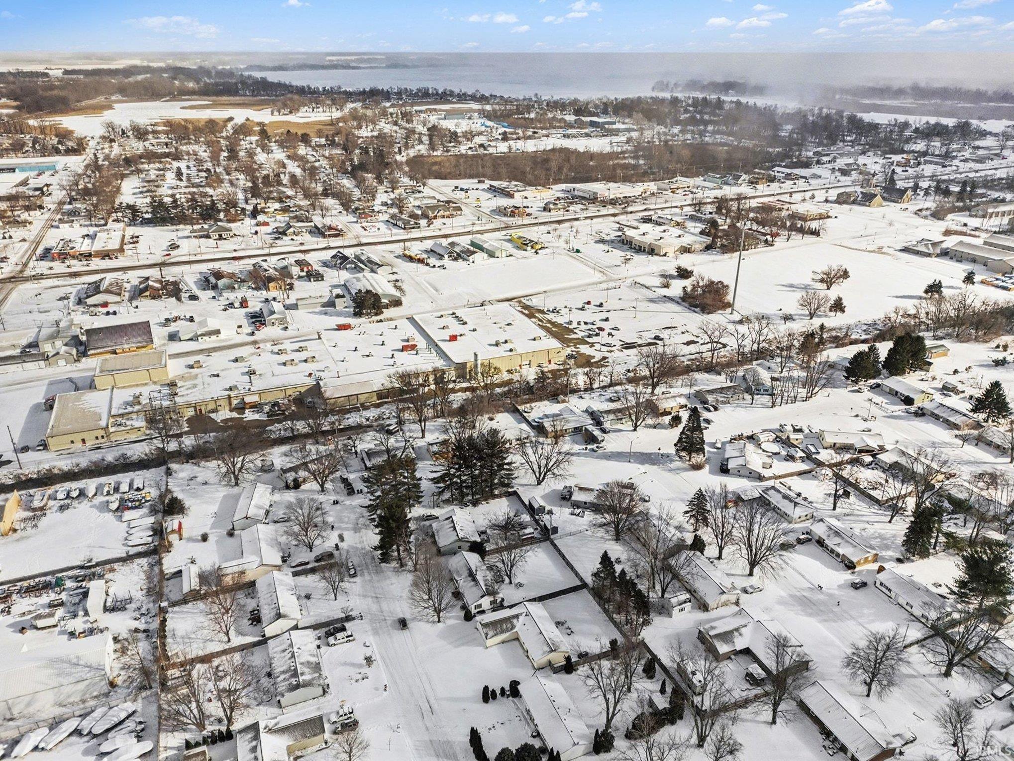 Homes for sale in Syracuse, IN | 311 W Hillside Dr, Syracuse, IN 46567 | MLS# 202603200