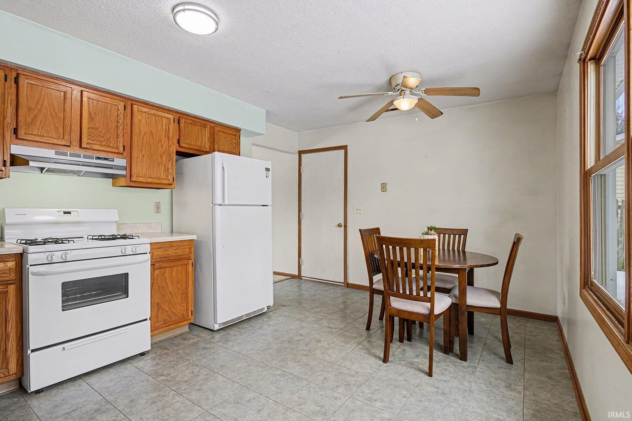 311 W Hillside Drive