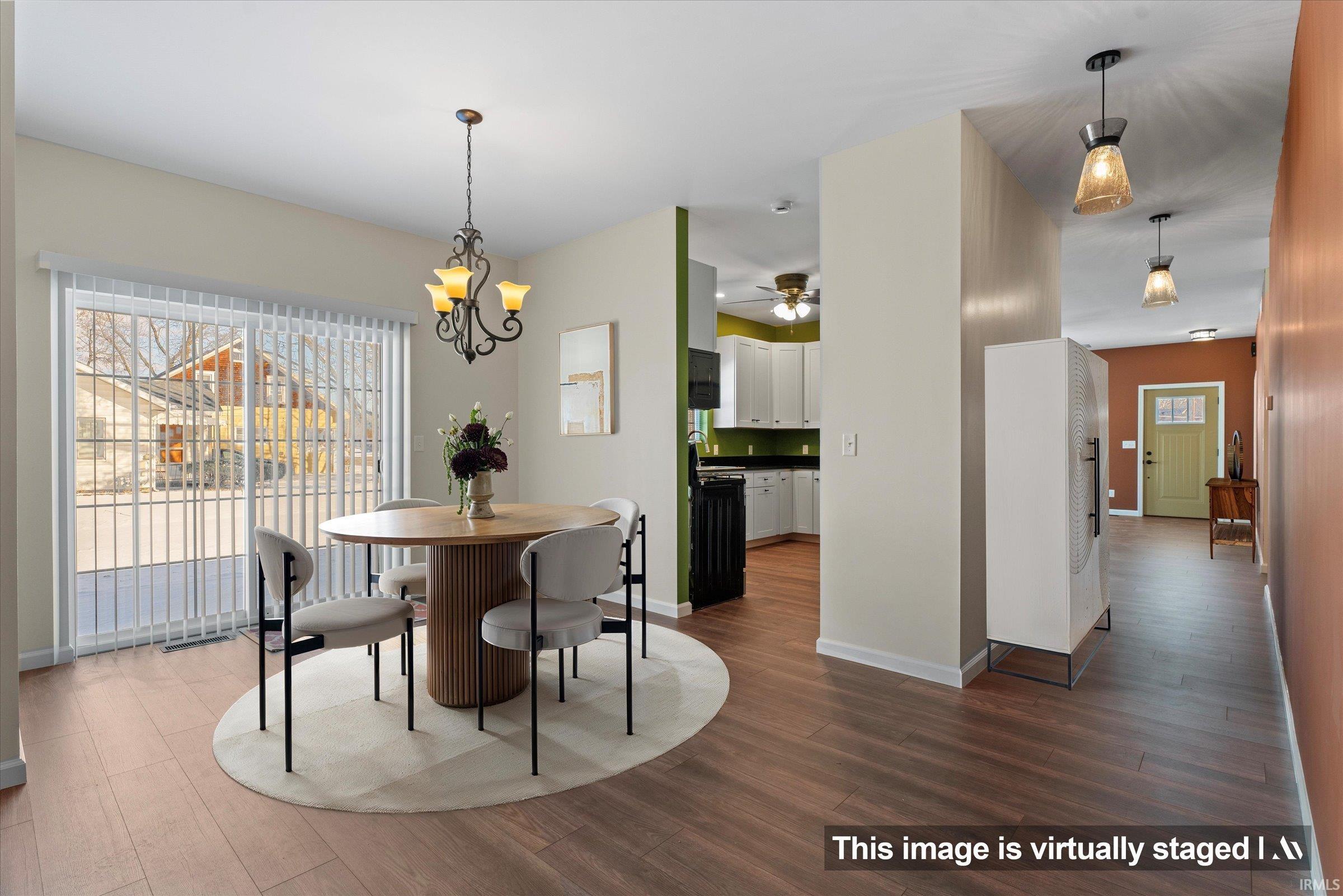 Photo 4 of 1656 W Lexington Avenue