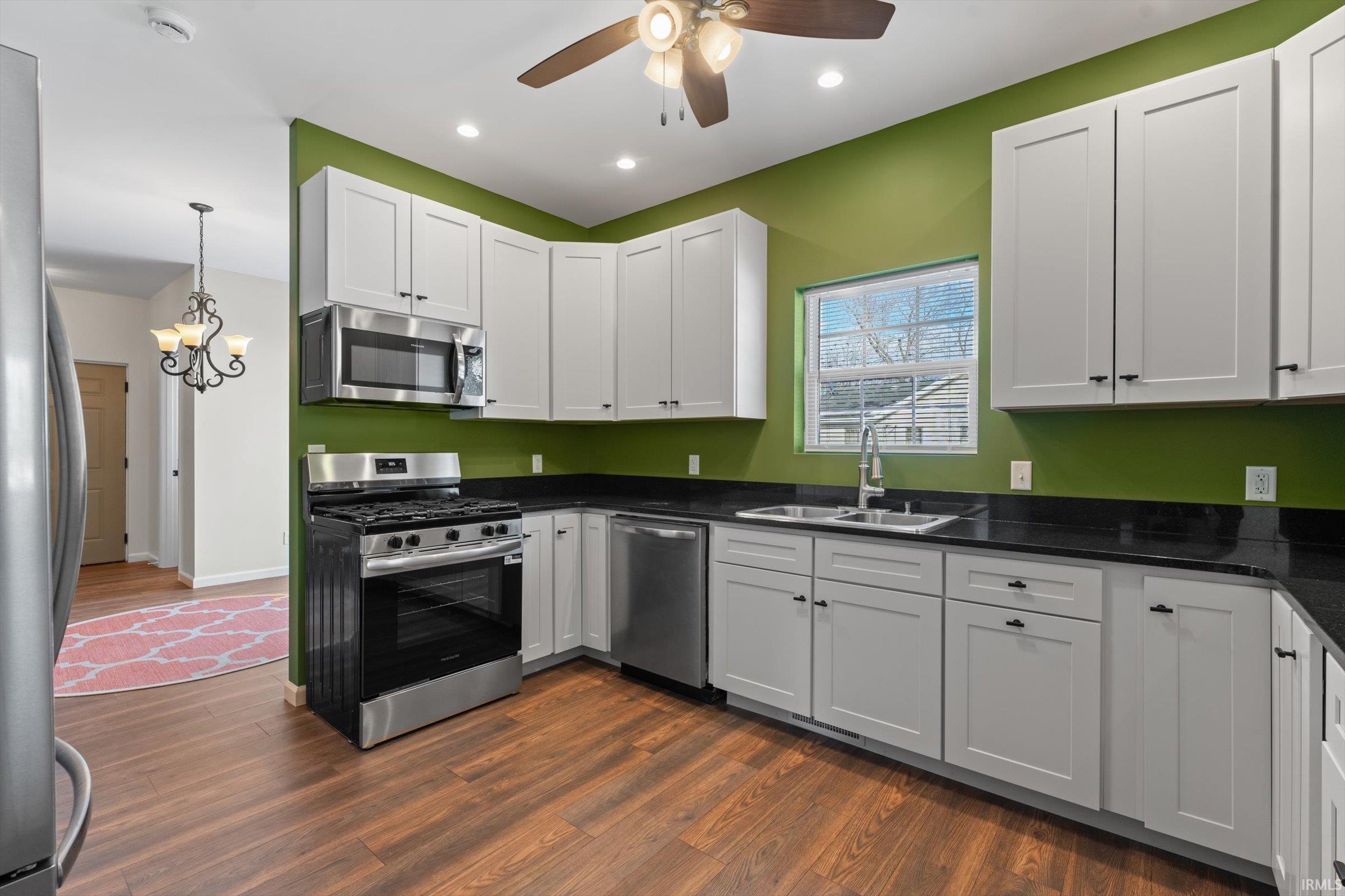 Photo 6 of 1656 W Lexington Avenue