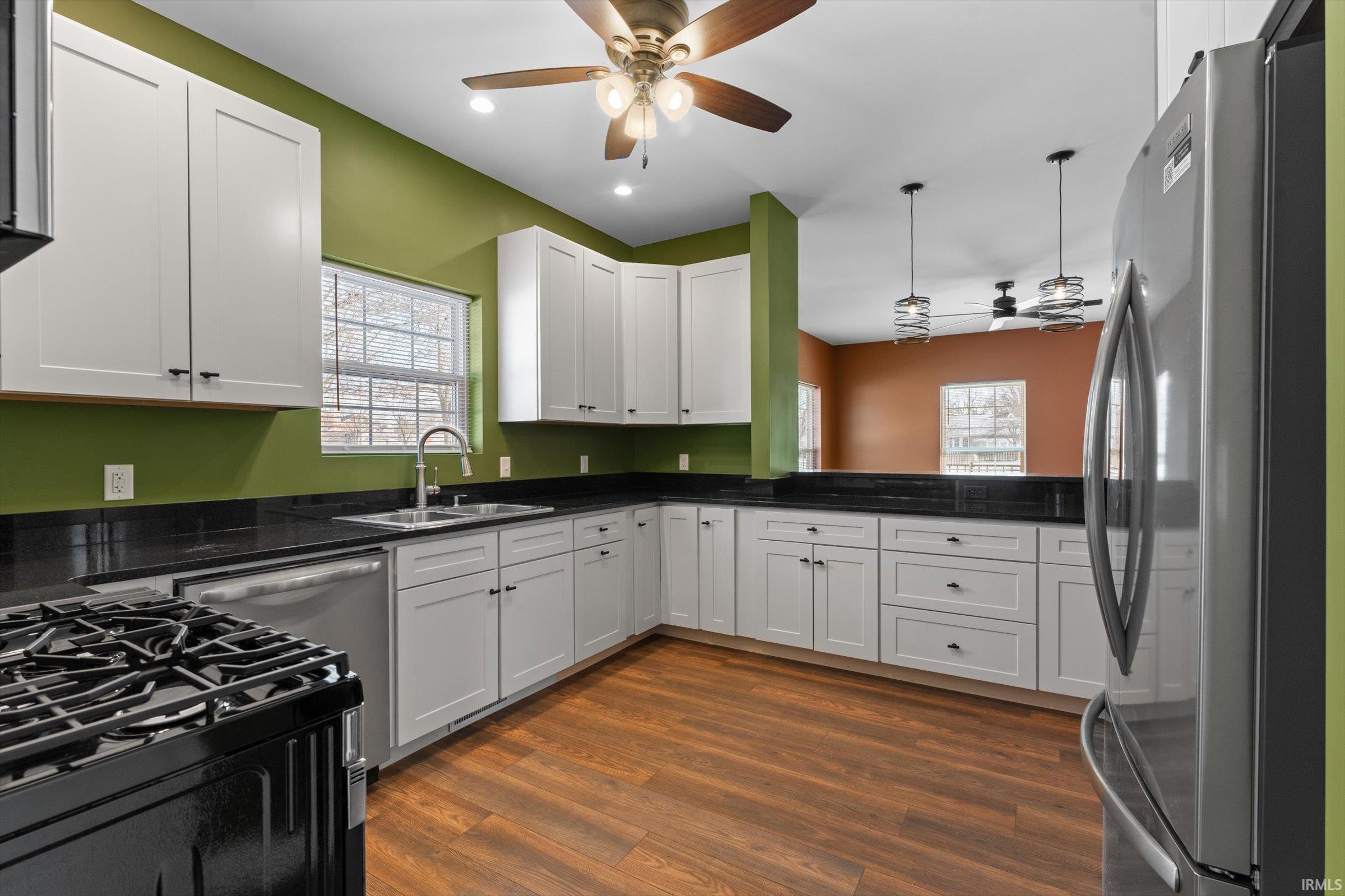 Photo 7 of 1656 W Lexington Avenue