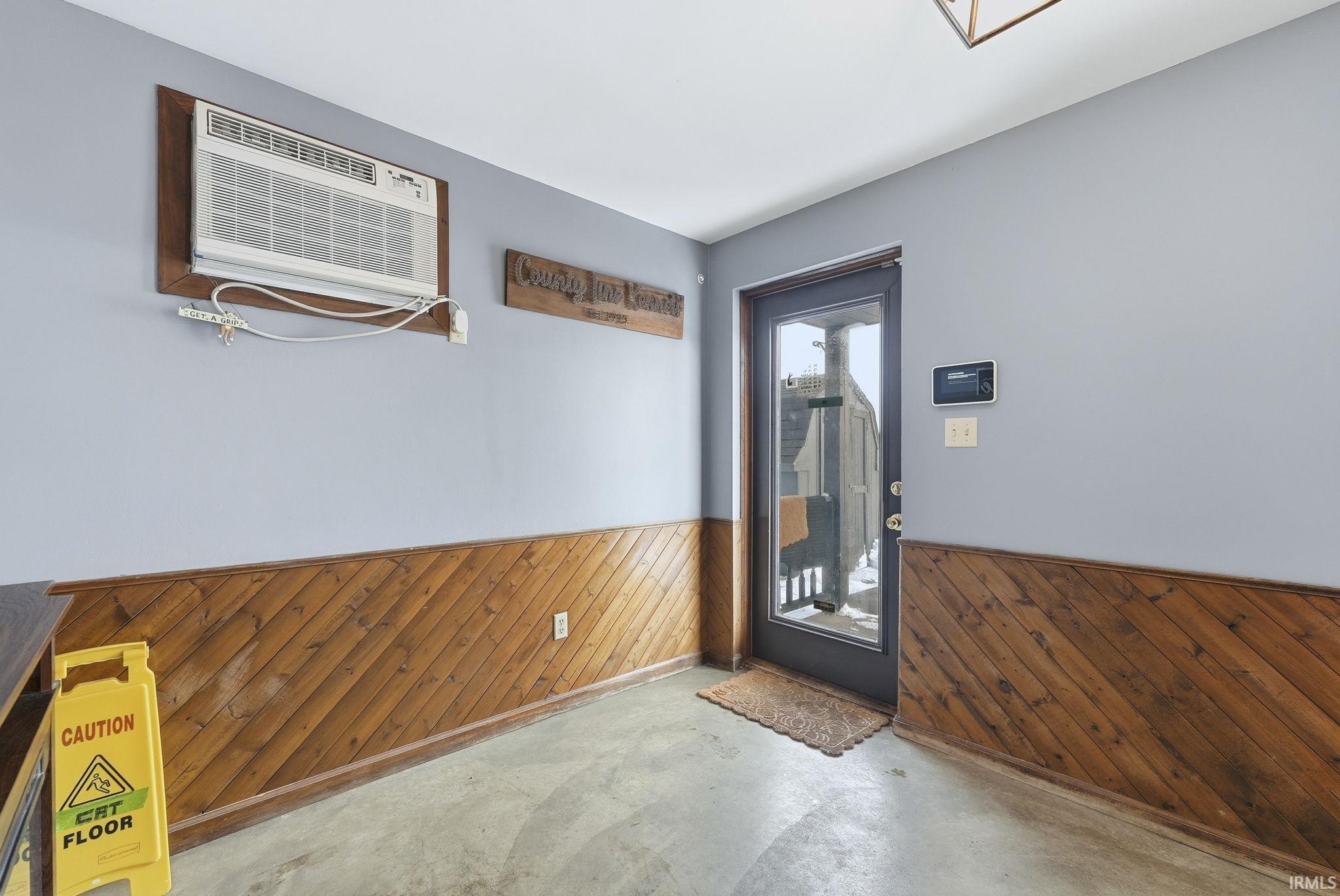 Photo 4 of 9634 W 200 N