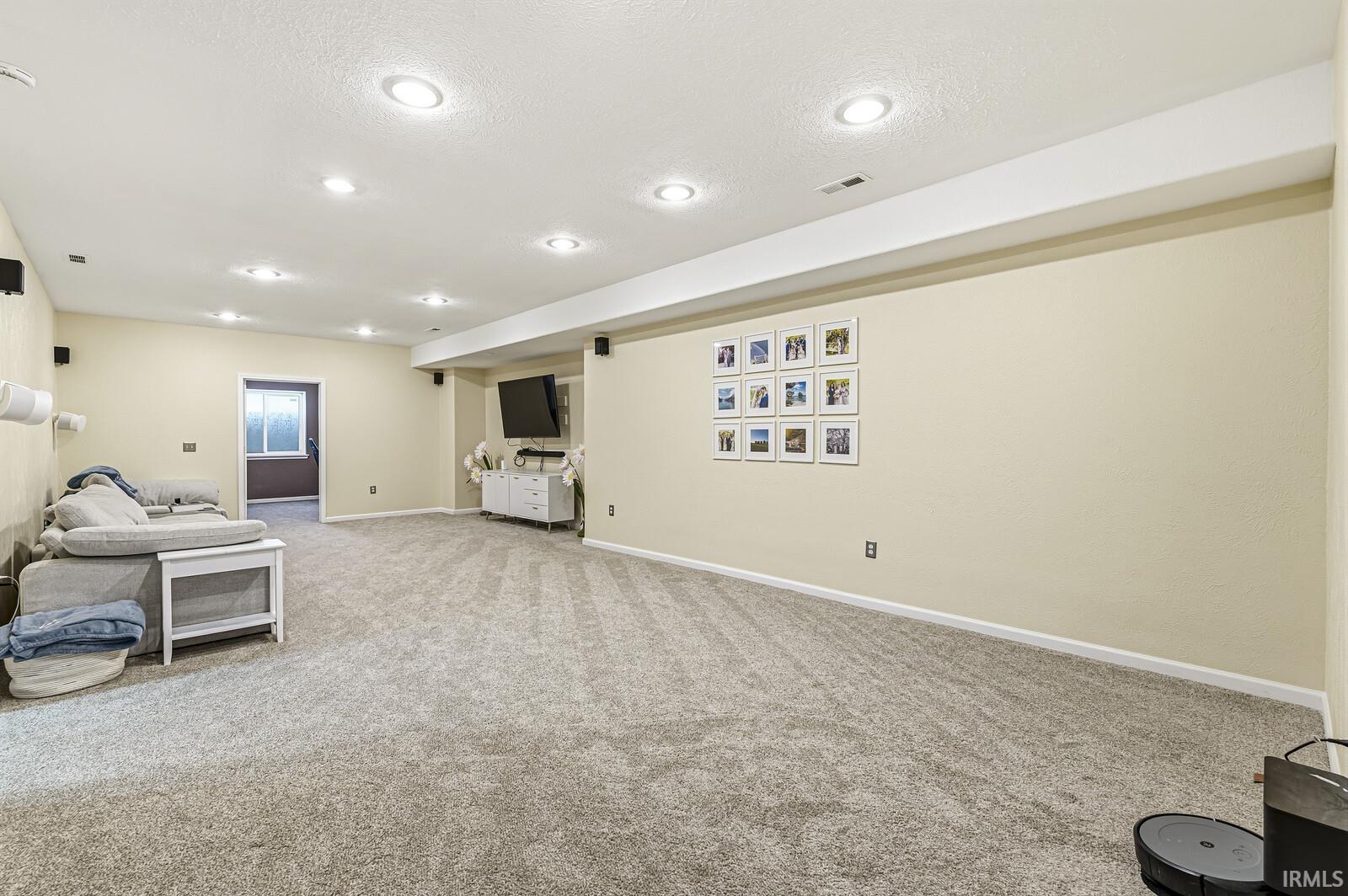 Photo 17 of 57117 Garnet Lane