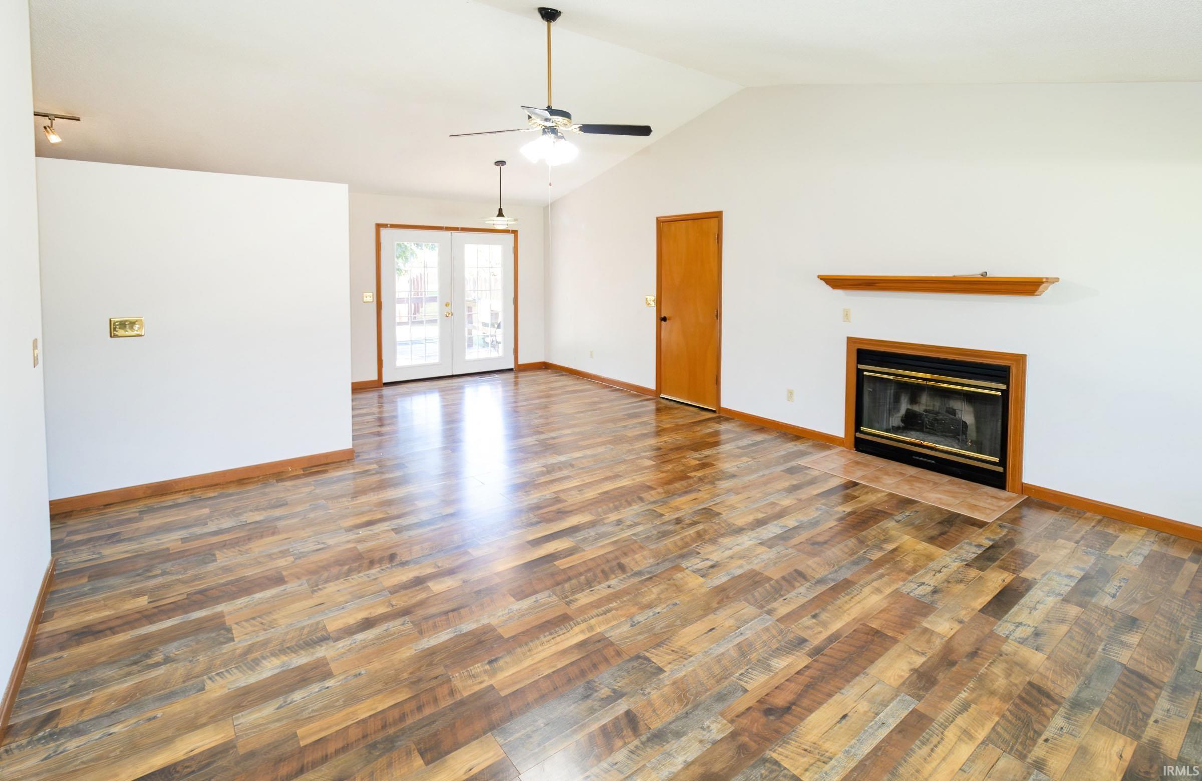 Homes for sale in Newburgh, IN | 6077 River Bluff Dr, Newburgh, IN 47630 | MLS# 202603362