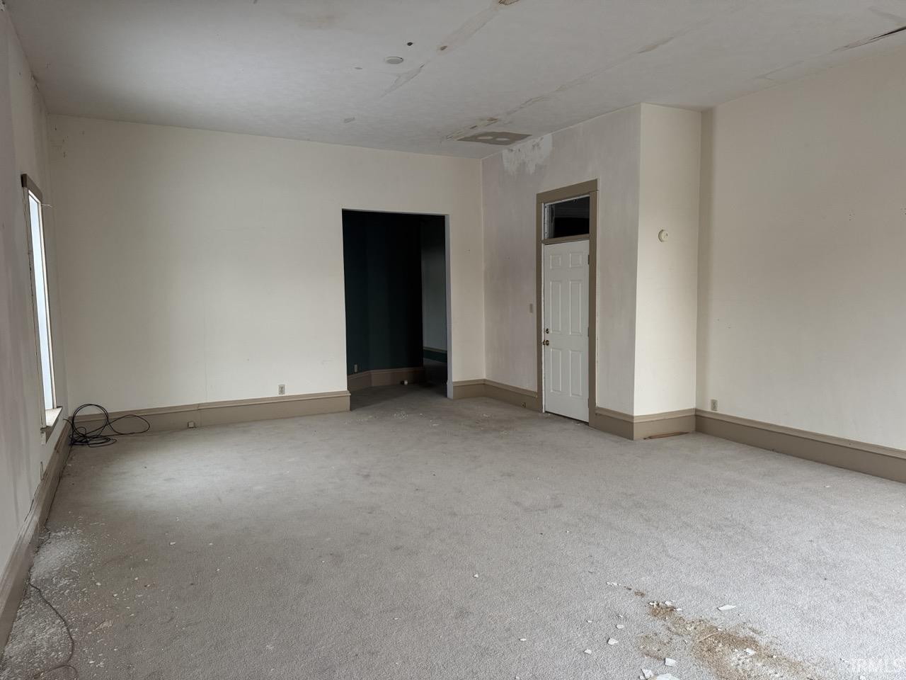 Photo 10 of 111 N Walnut Street