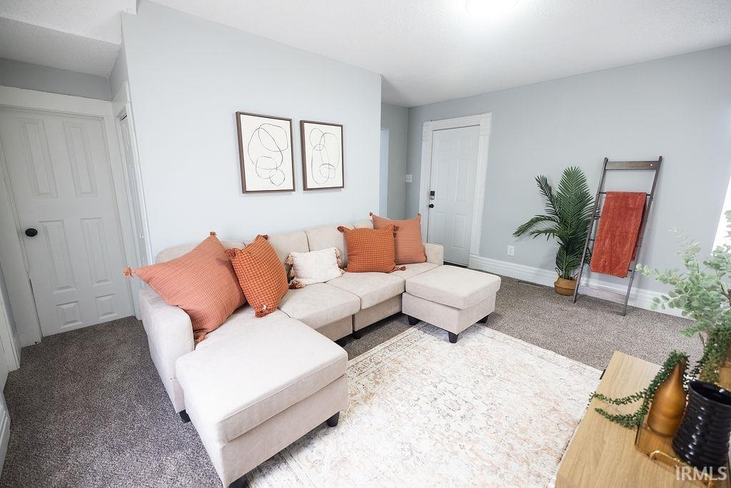 Homes for sale in Hartford City, IN | 700 S Walnut, Hartford City, IN 47348 | MLS# 202603423