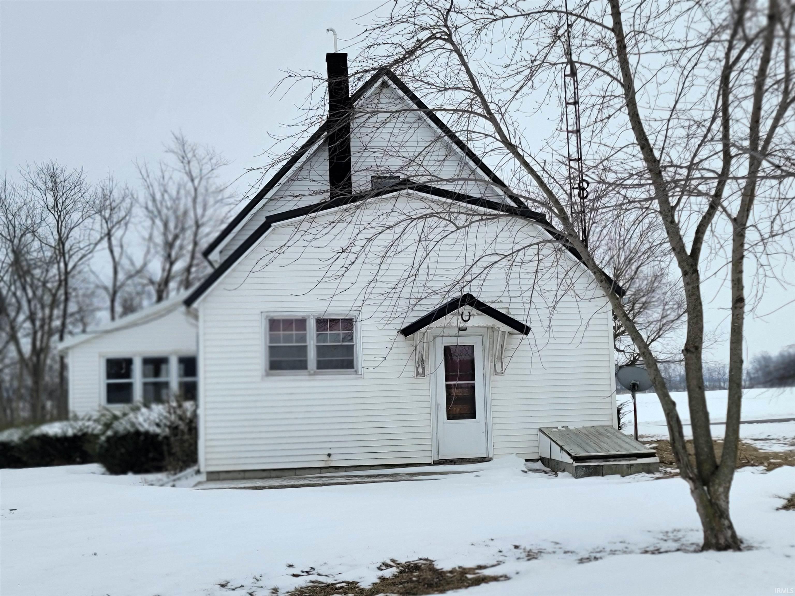 Homes for sale in Portland, IN | 8720 E 50 N, Portland, IN 47371 | MLS# 202603425