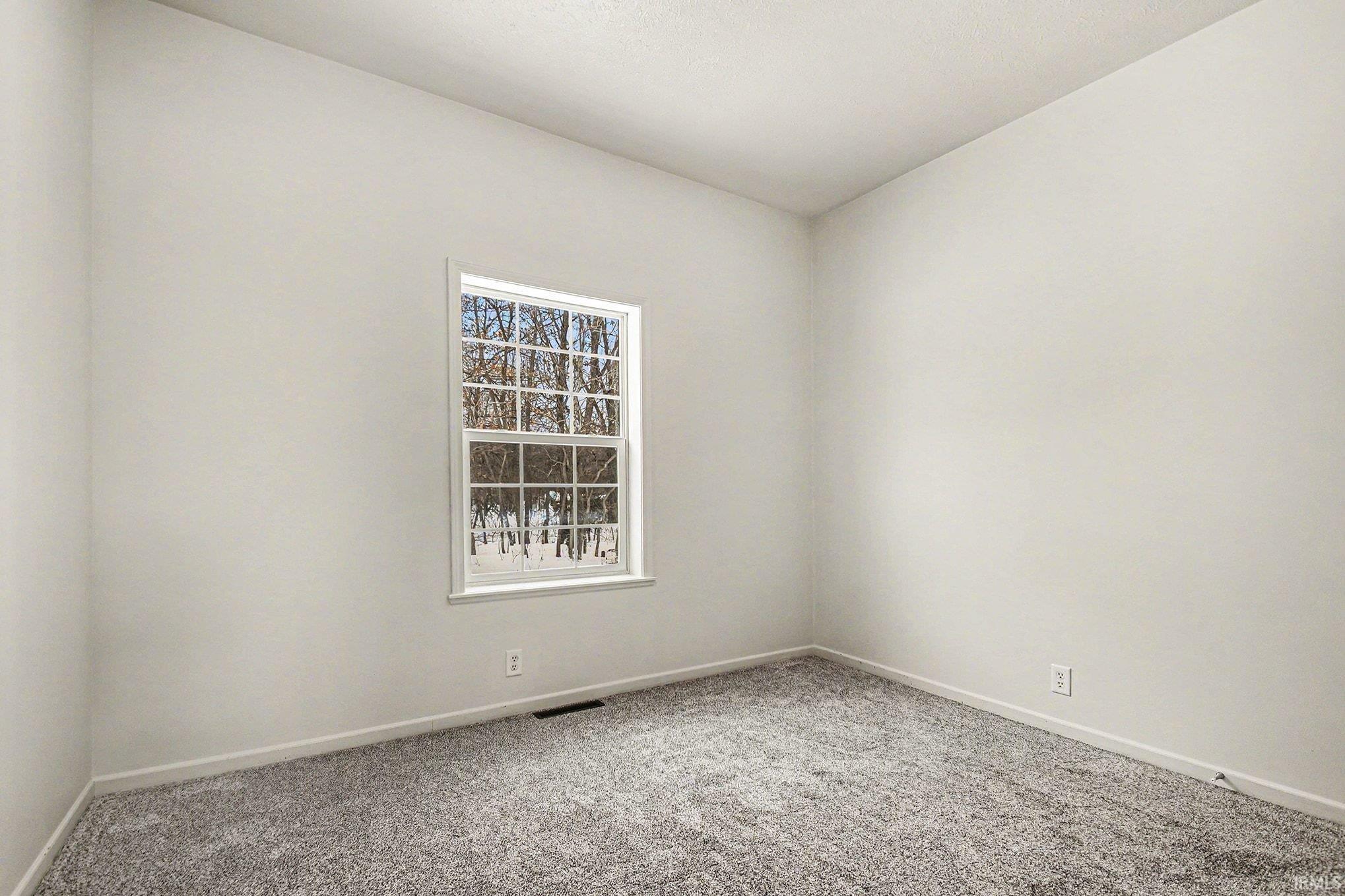 Photo 10 of 52104 Ash Road