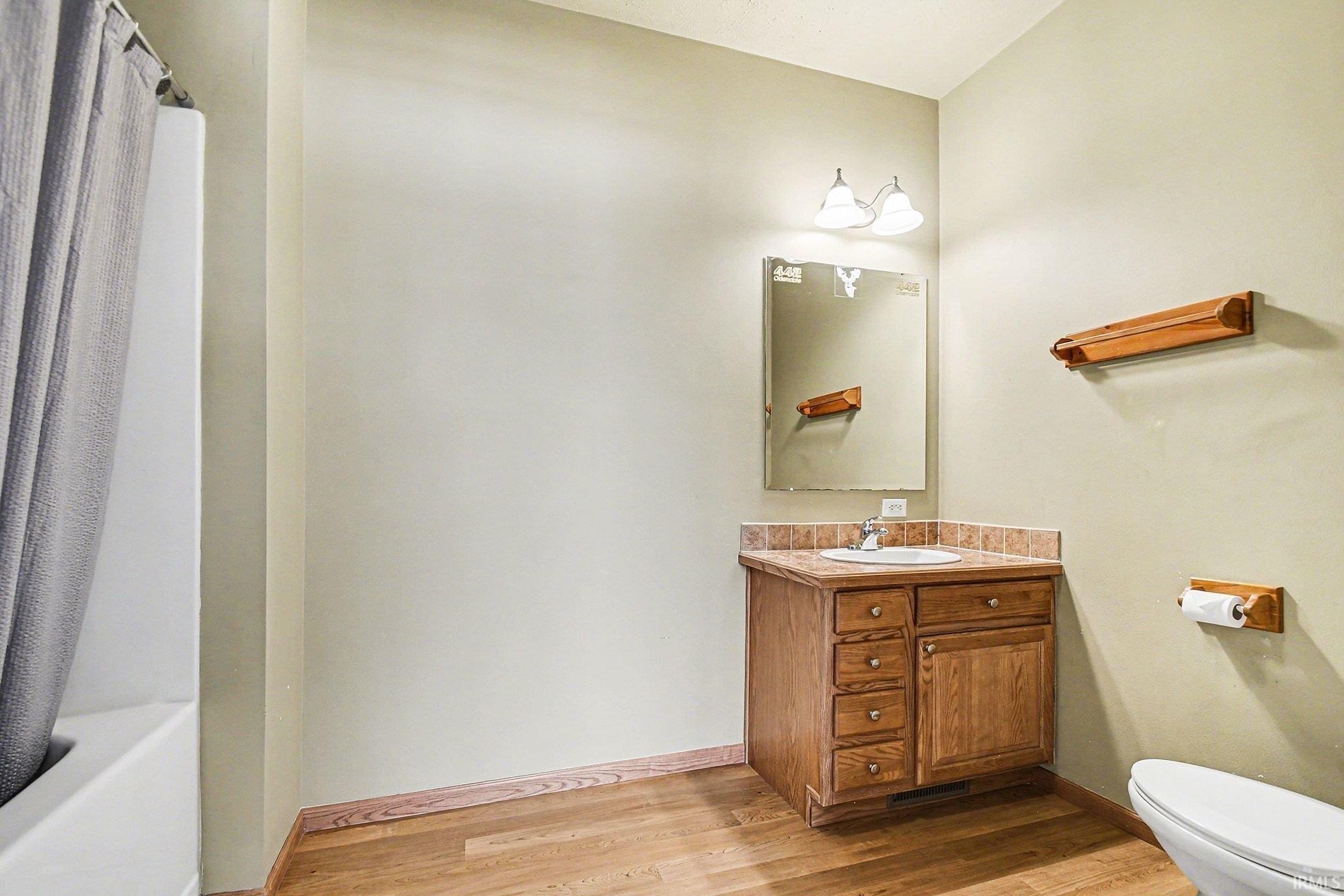 Photo 11 of 52104 Ash Road