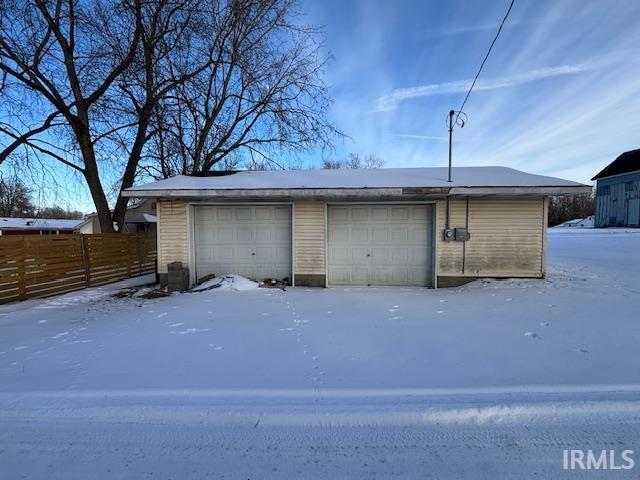 Homes for sale in Oxford, IN | 502 S Howard St, Oxford, IN 47971 | MLS# 202603552