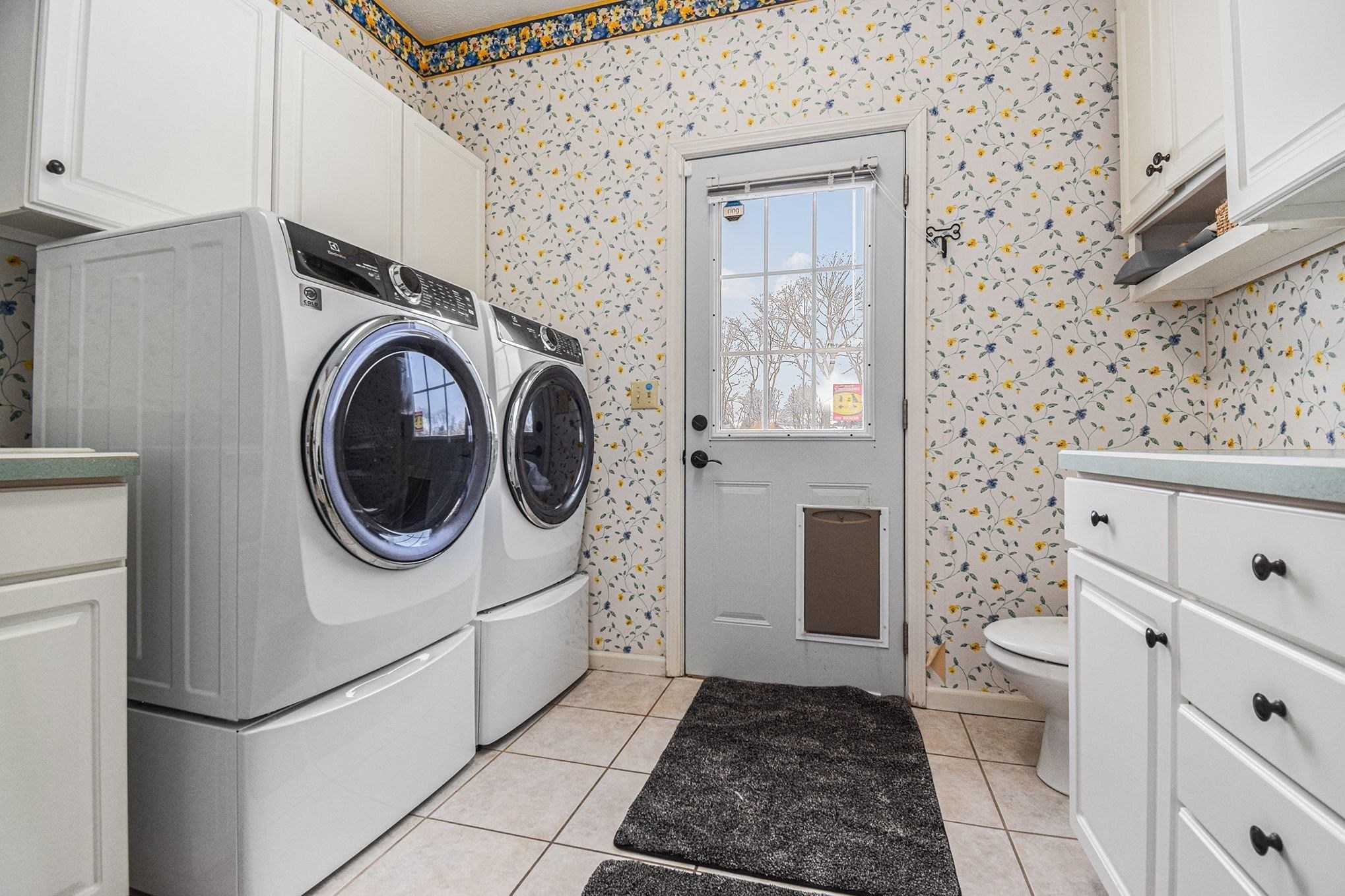 Photo 11 of 3621 Oak Ridge Drive