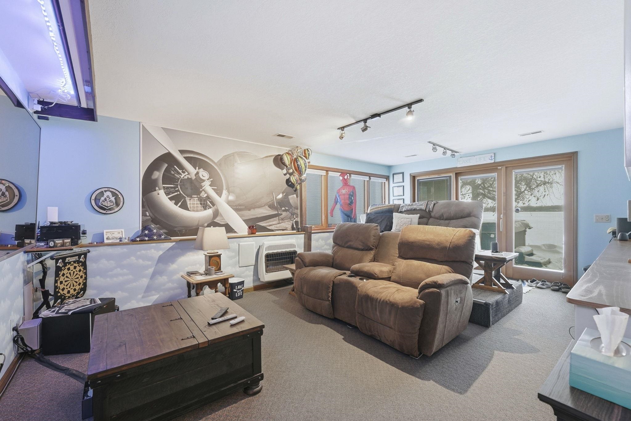 Photo 23 of 610 N Albert Eckert Drive