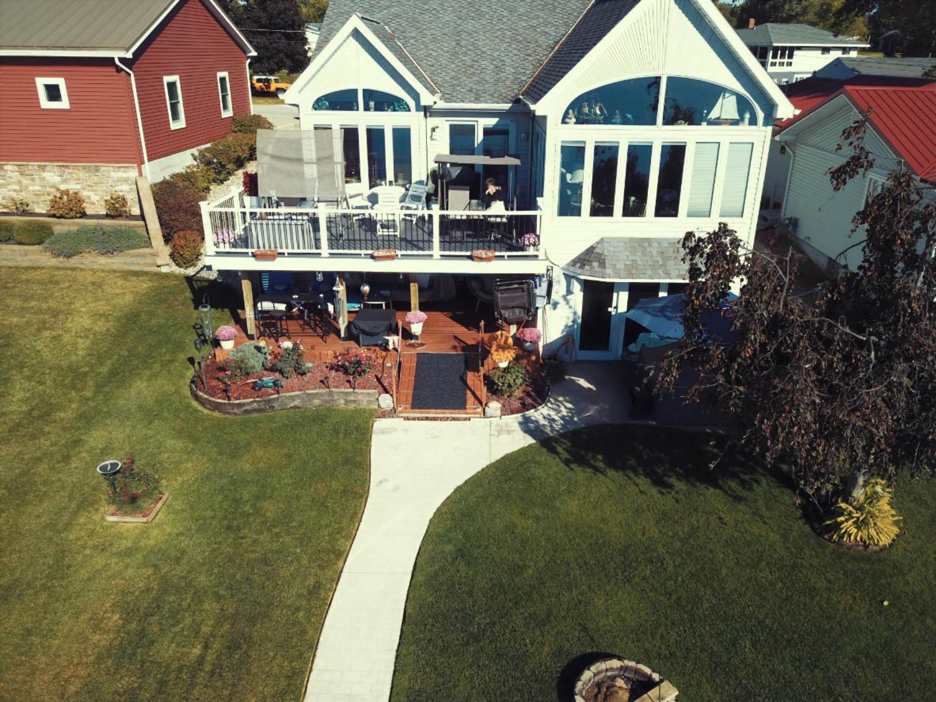 Photo 29 of 610 N Albert Eckert Drive