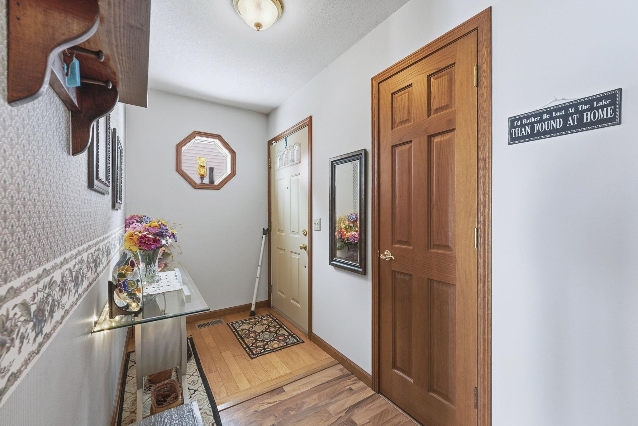 Photo 8 of 610 N Albert Eckert Drive