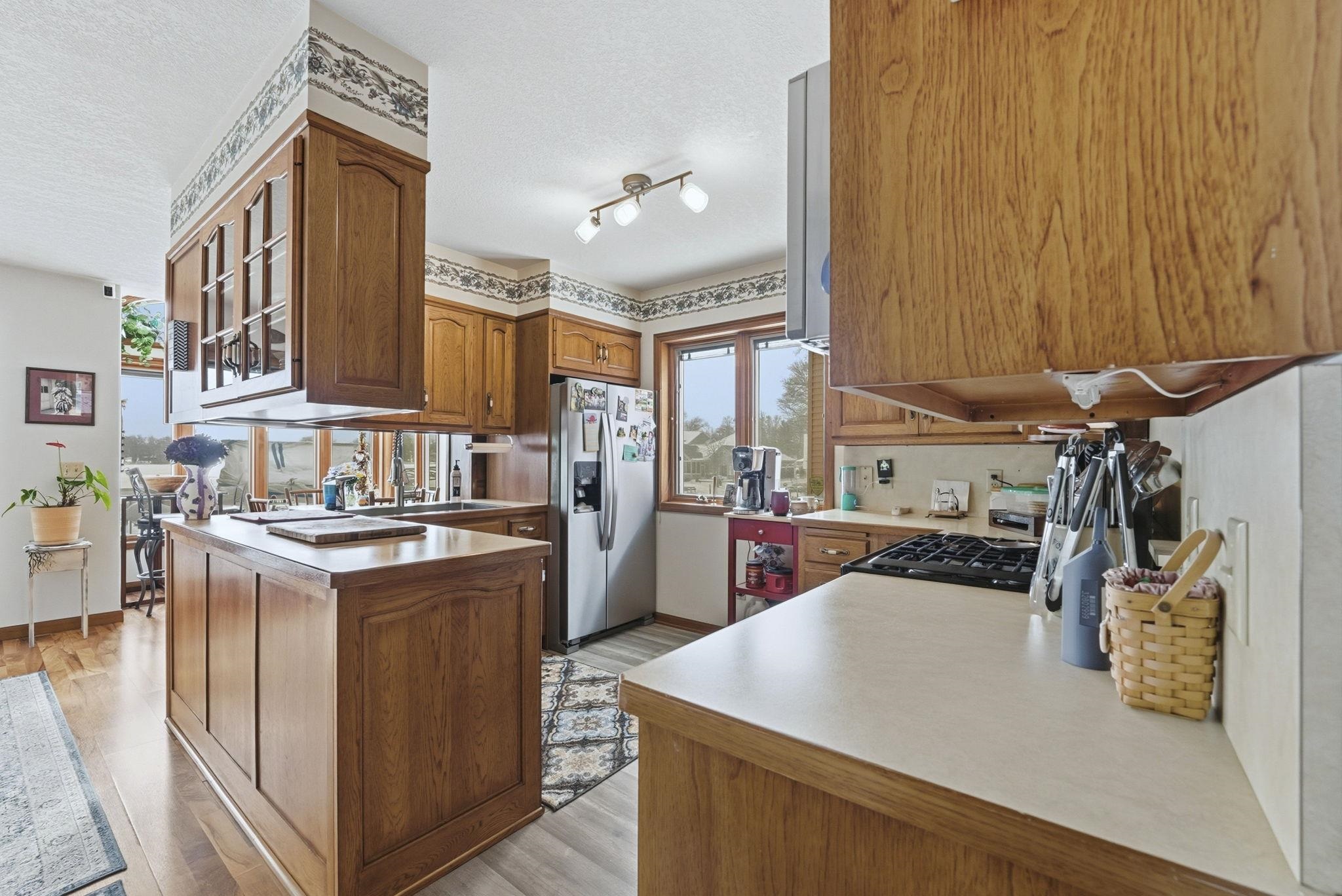 Photo 9 of 610 N Albert Eckert Drive