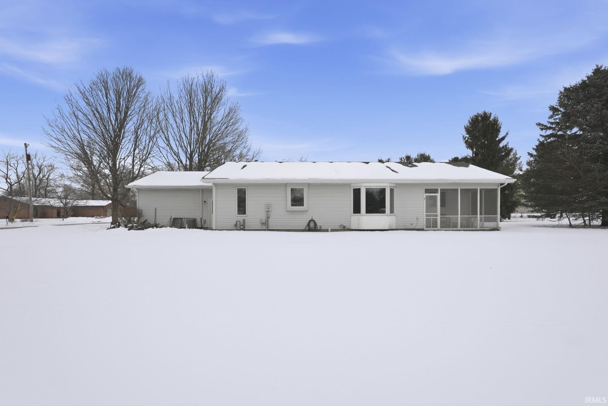 Photo 19 of 2105 Oakwood Drive