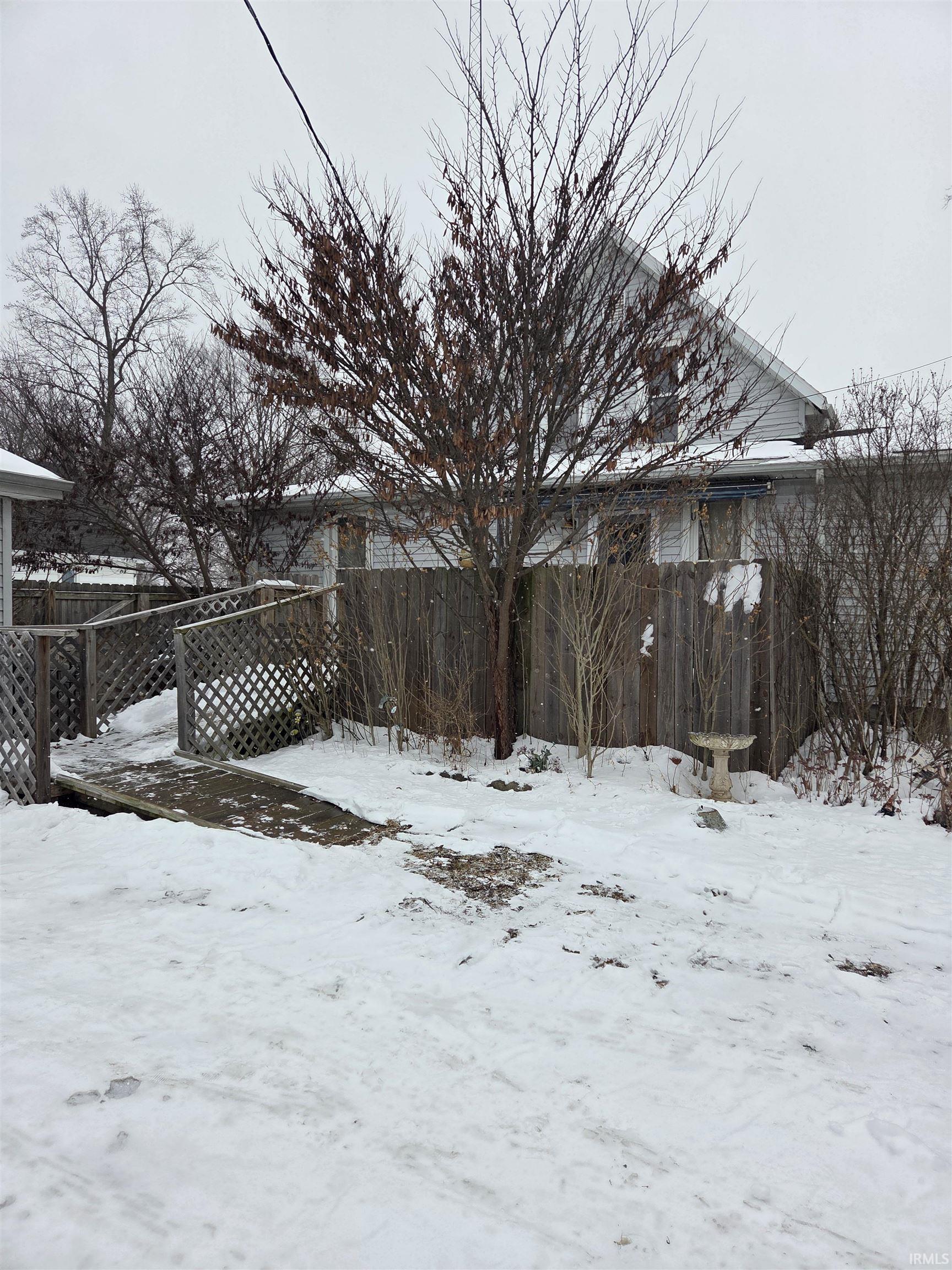 Homes for sale in Rochester, IN | 1214 E Jefferson St, Rochester, IN 46975 | MLS# 202603750