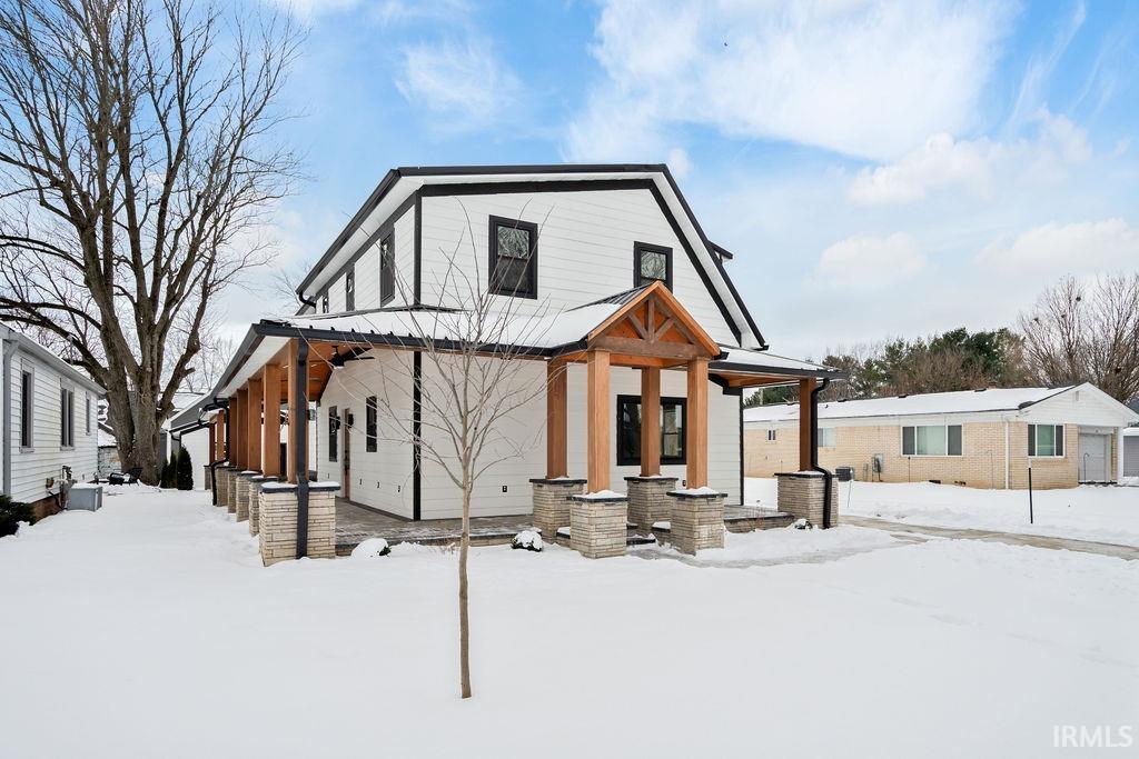 Homes for sale in Sharpsville, IN | 307 W Walnut St, Sharpsville, IN 46068 | MLS# 202603765