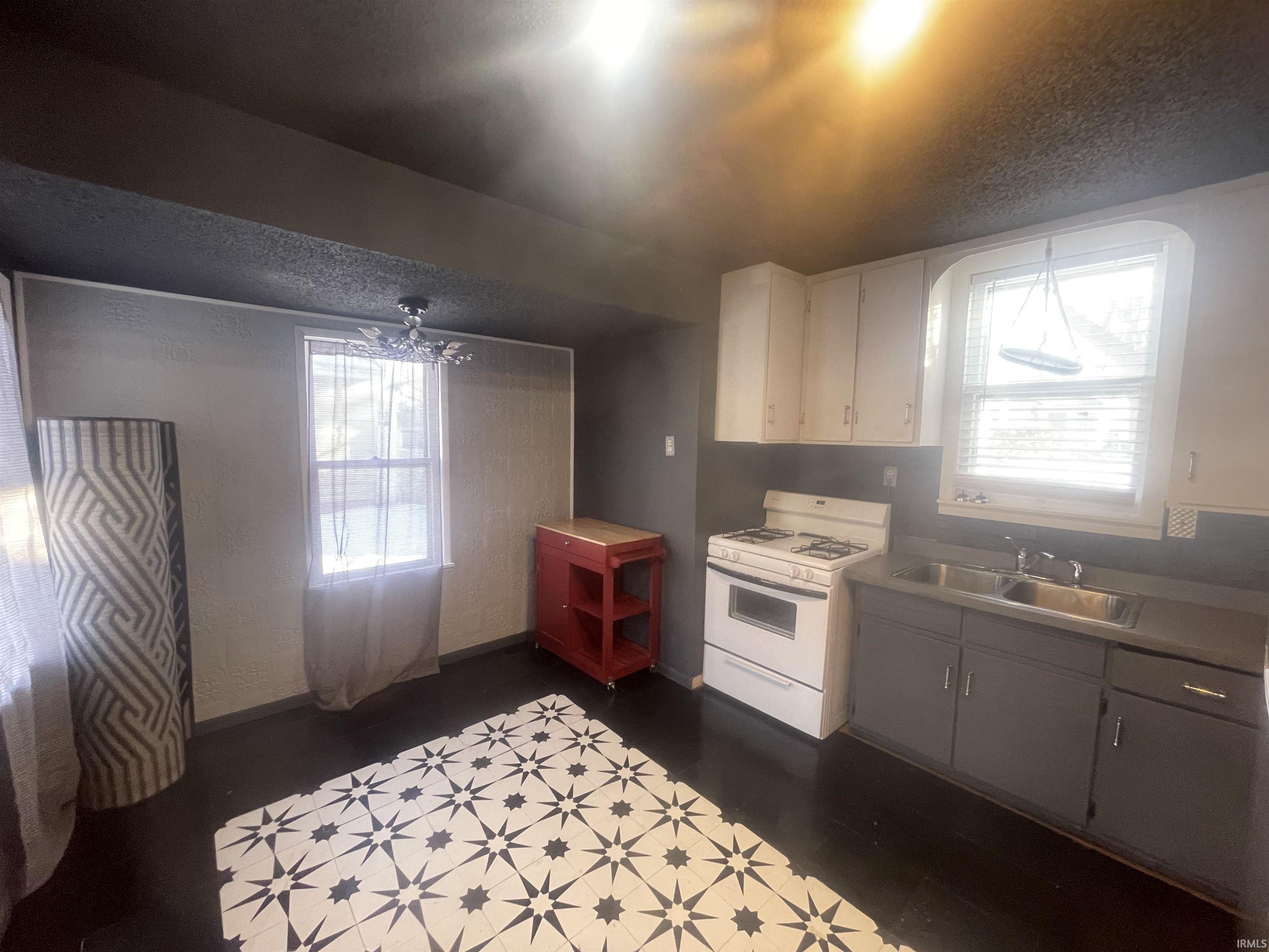 Homes for sale in Logansport, IN | 111 Bungalow St, Logansport, IN 46947 | MLS# 202603826