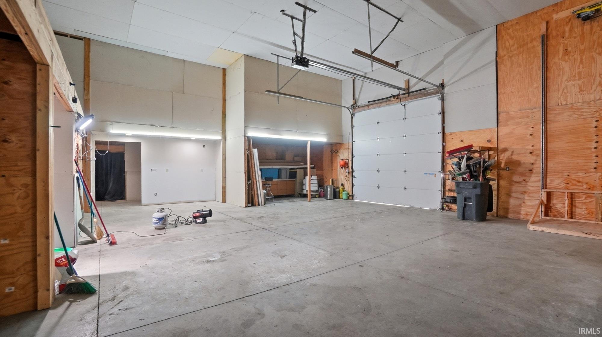 Photo 22 of 1225 E Lewis Street