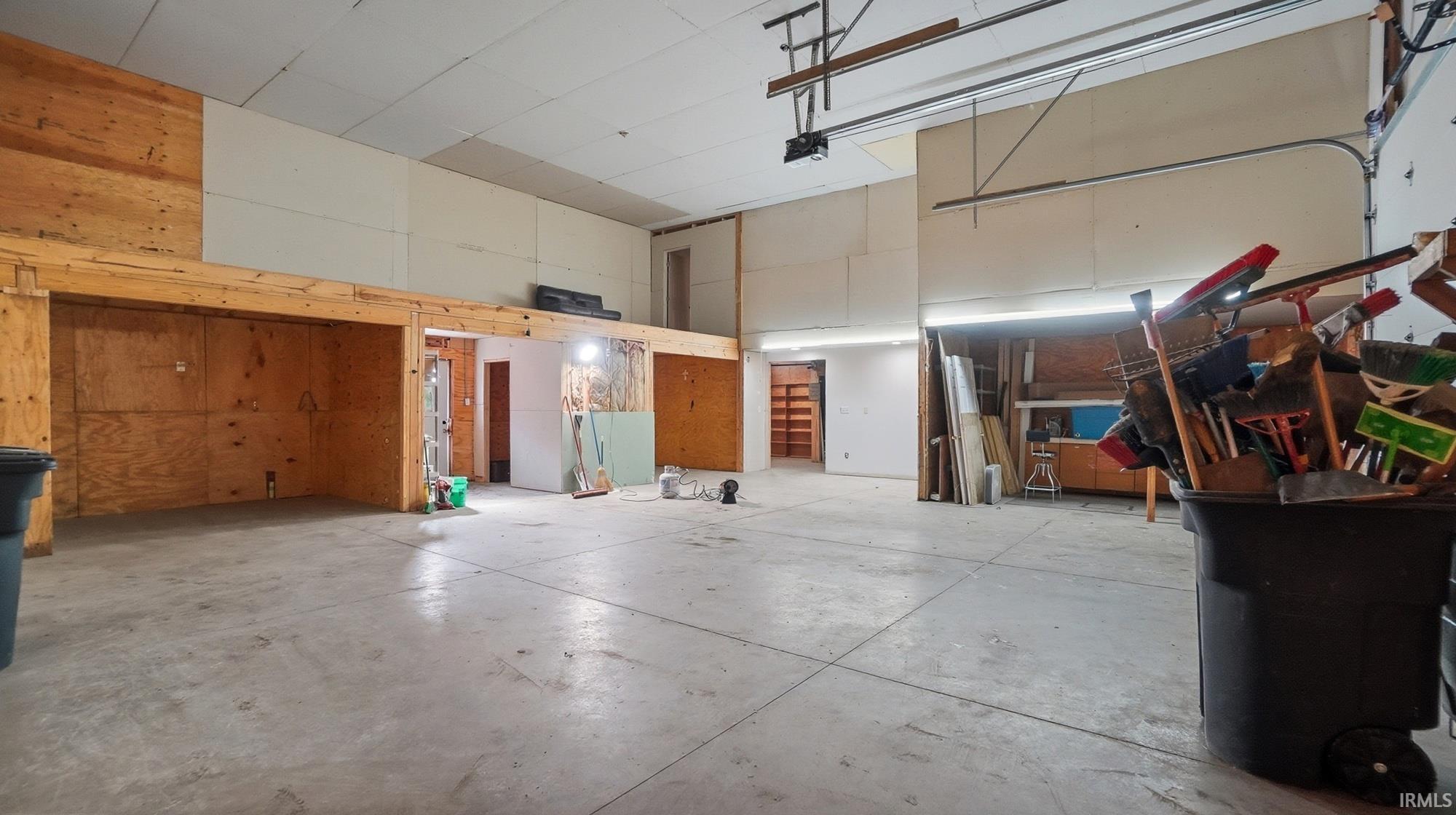 Photo 23 of 1225 E Lewis Street