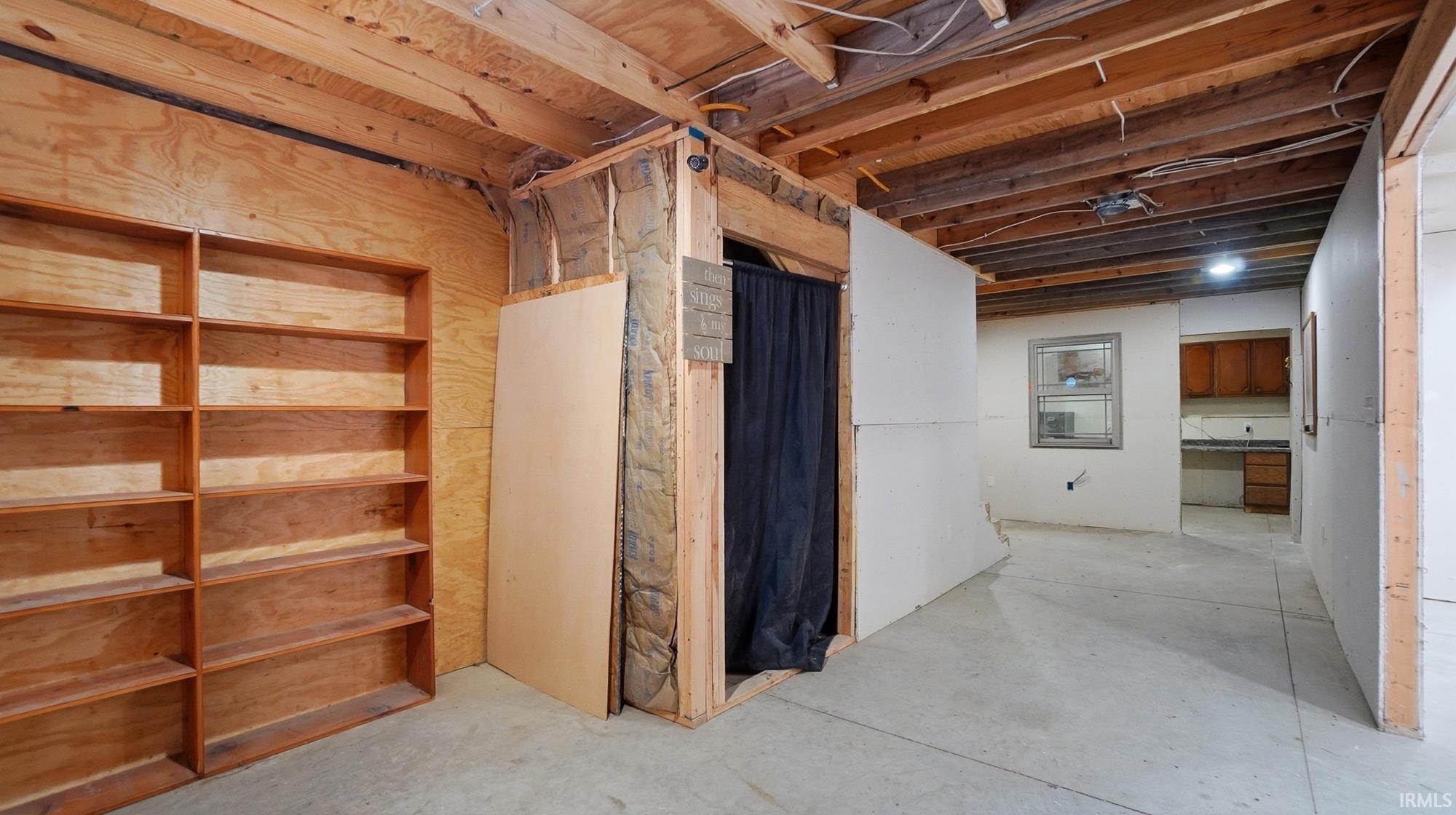 Photo 26 of 1225 E Lewis Street