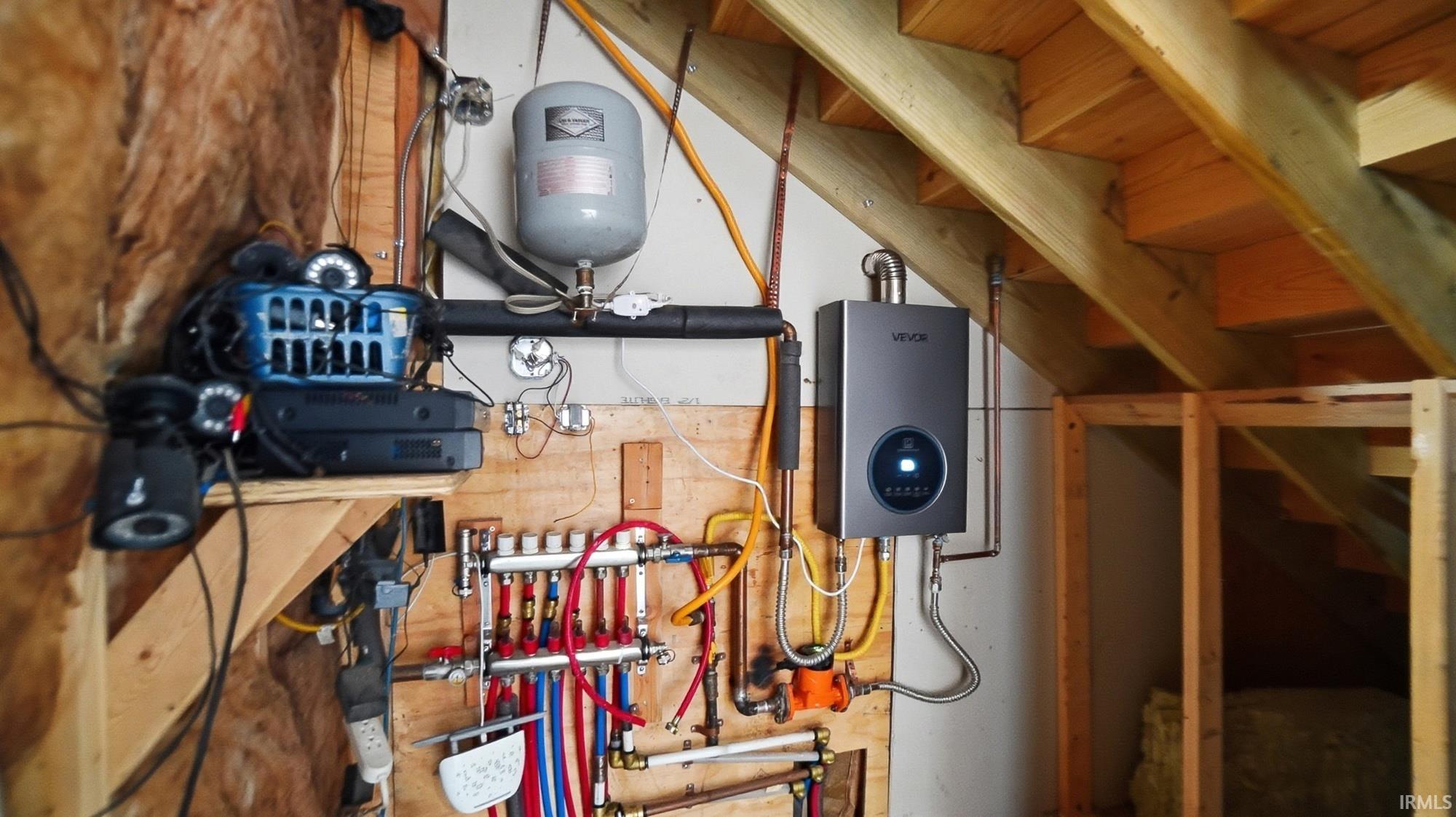 Photo 30 of 1225 E Lewis Street