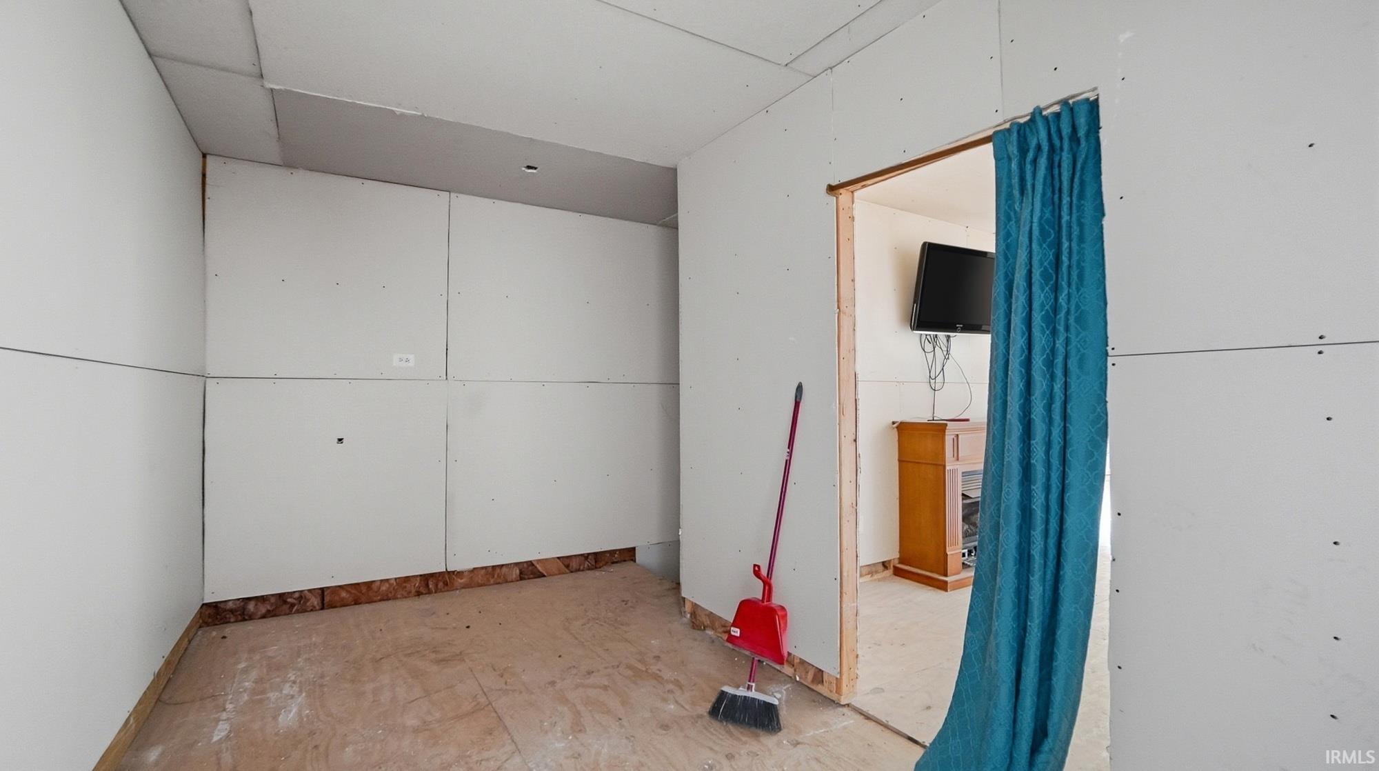 Photo 31 of 1225 E Lewis Street