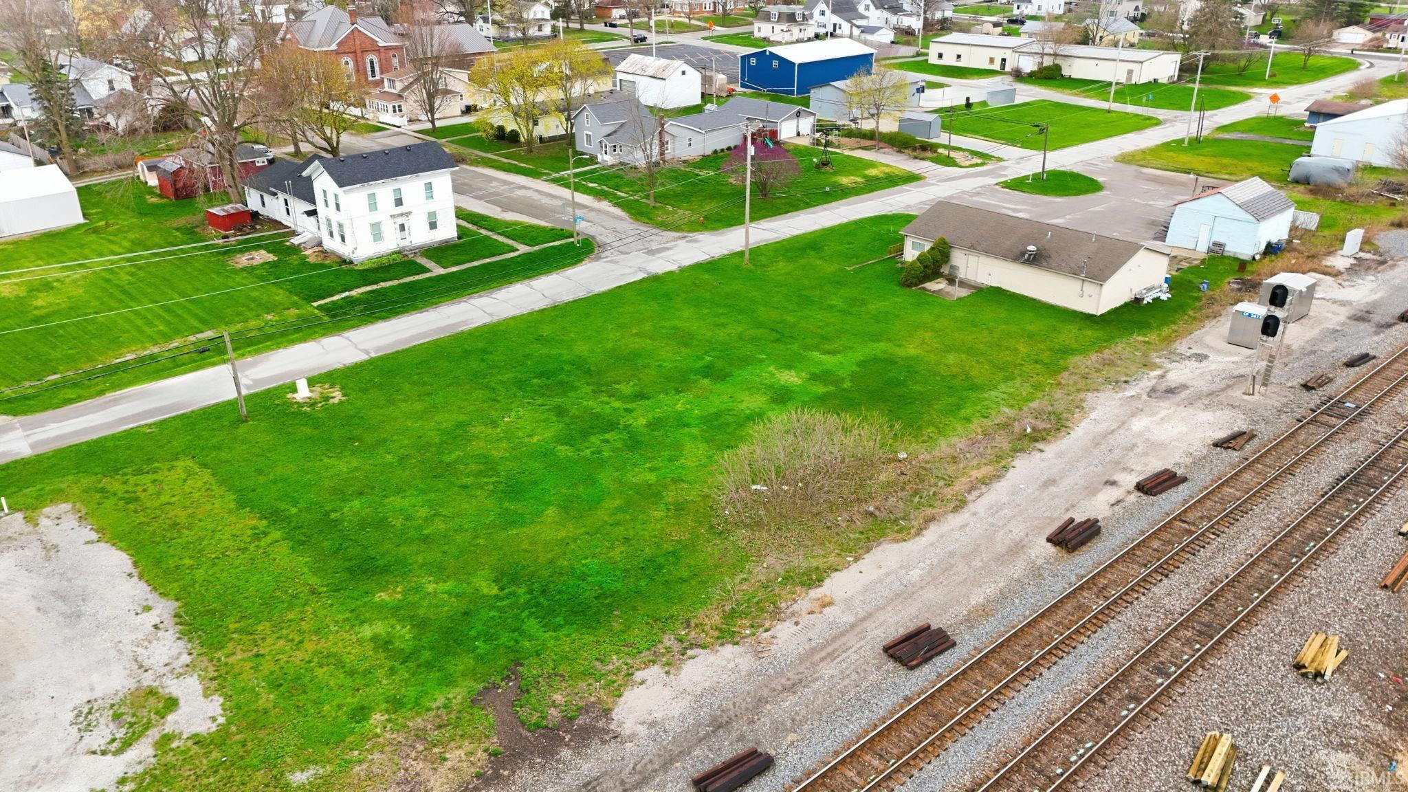 Photo 11 of 400 W Railroad Street