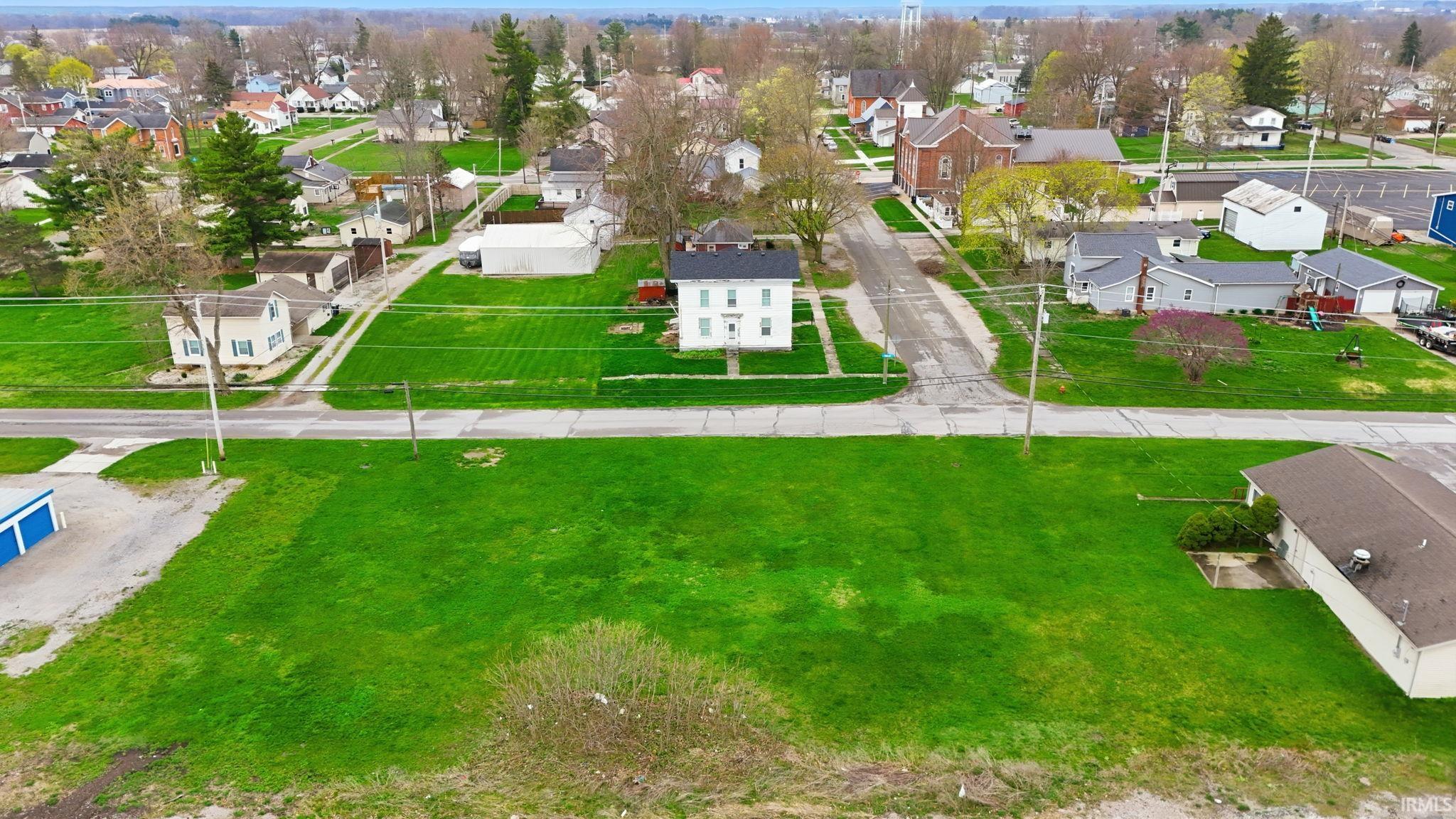 Photo 2 of 400 W Railroad Street