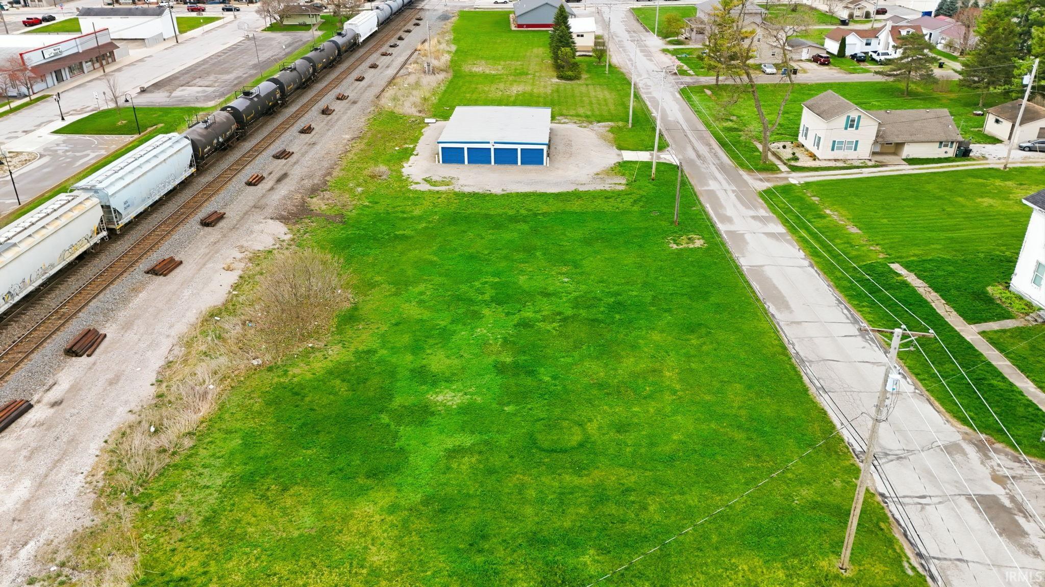 Photo 5 of 400 W Railroad Street