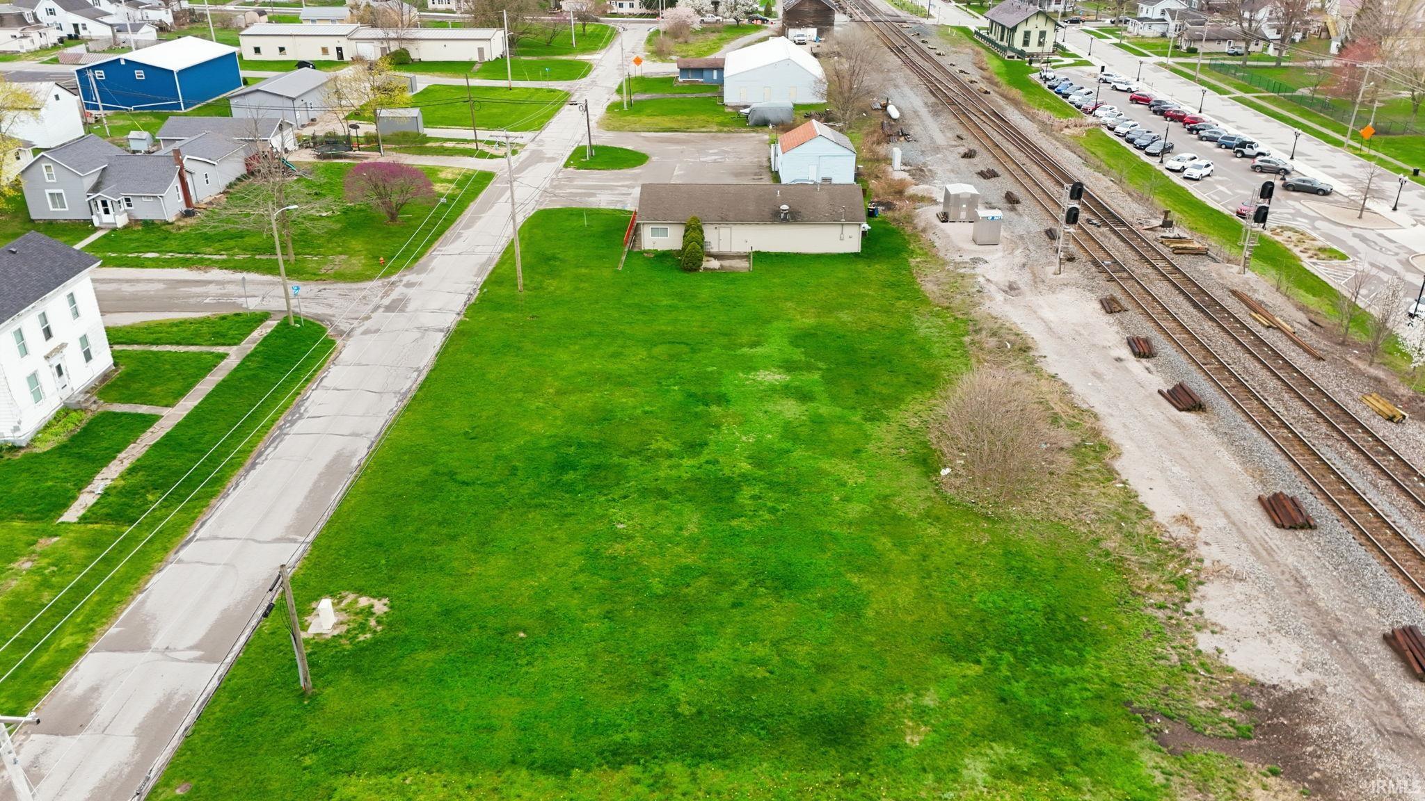 Photo 9 of 400 W Railroad Street