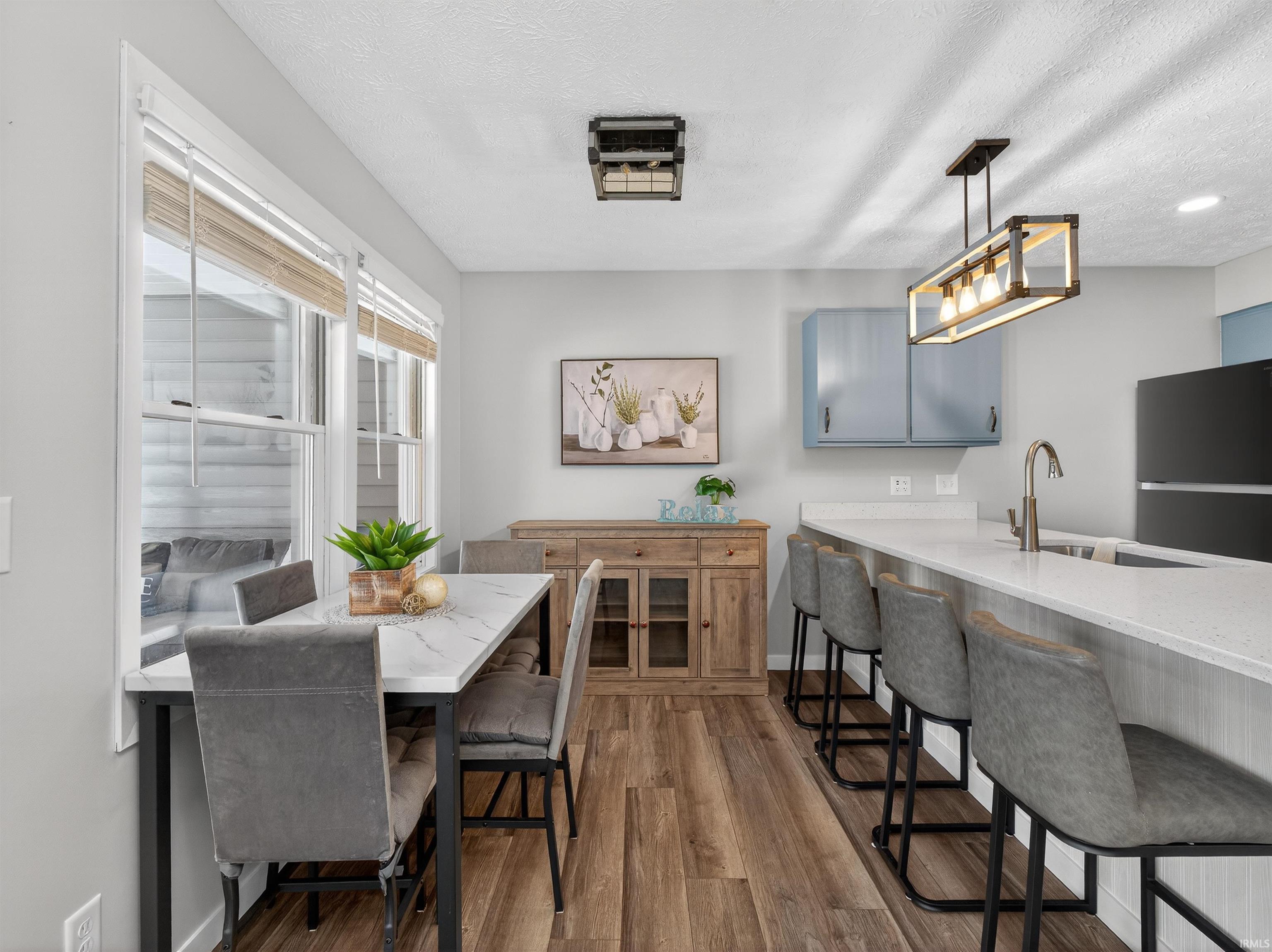 Photo 11 of 700 S Lakeside Drive