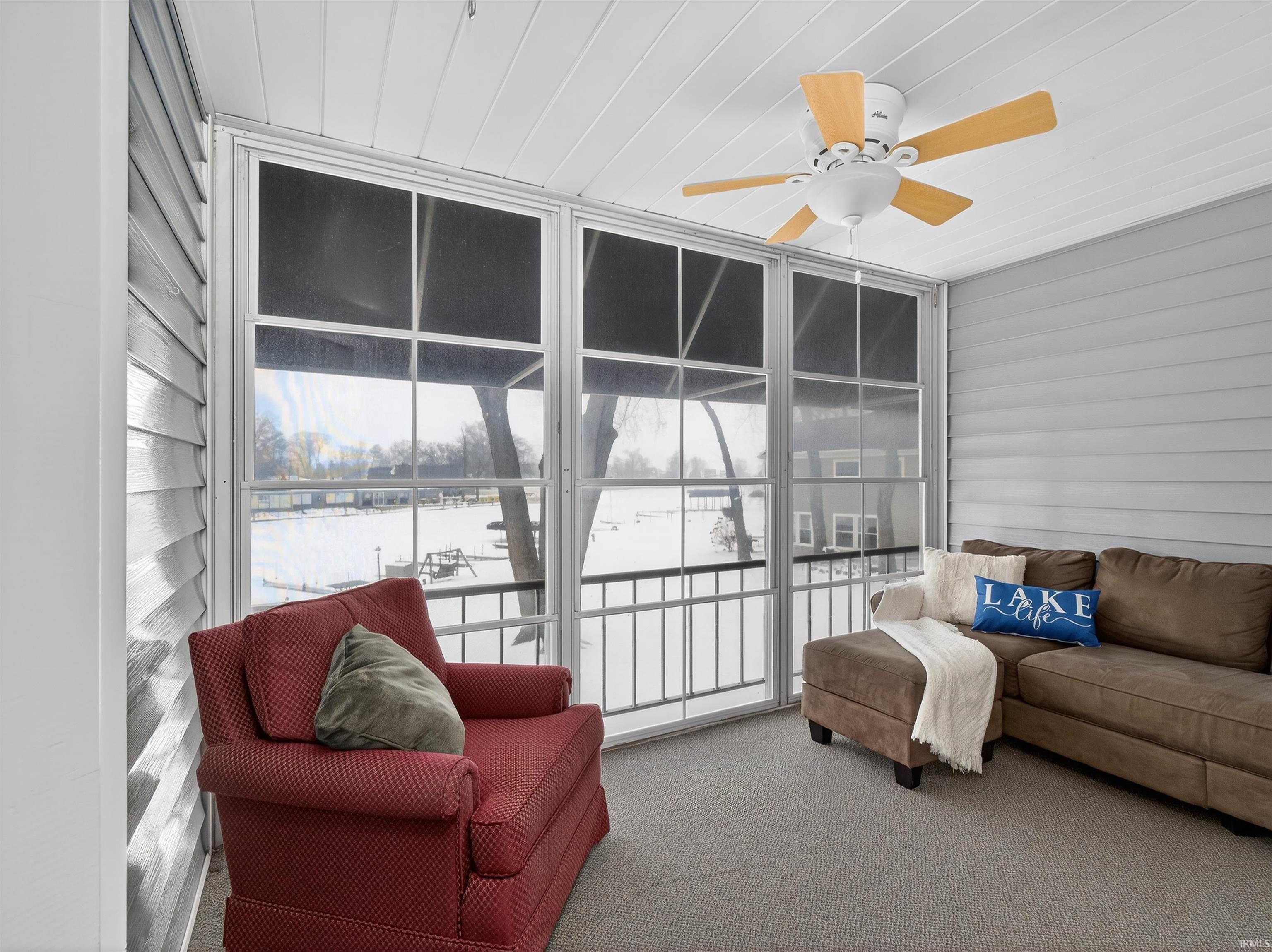 Photo 16 of 700 S Lakeside Drive