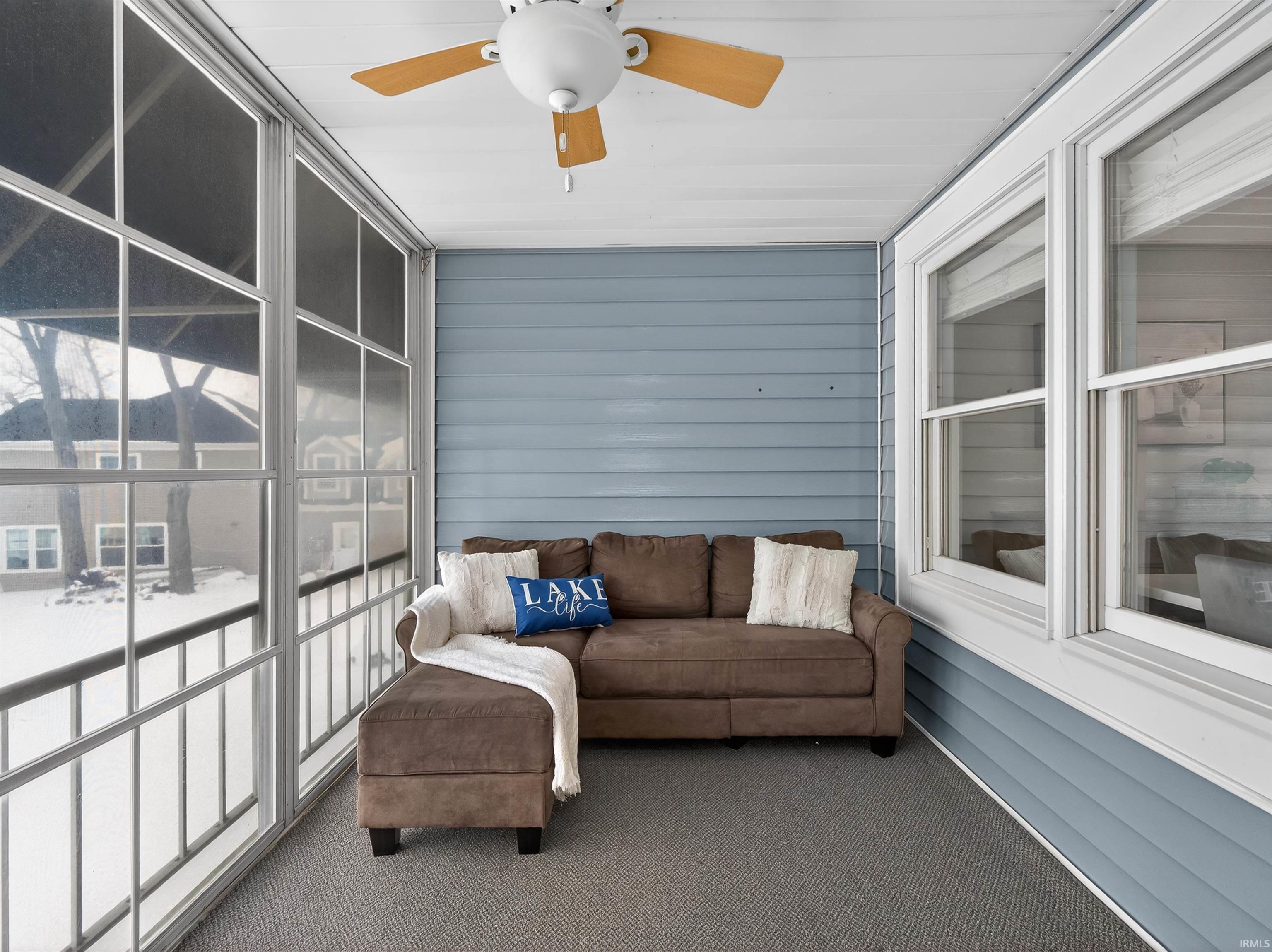 Photo 17 of 700 S Lakeside Drive