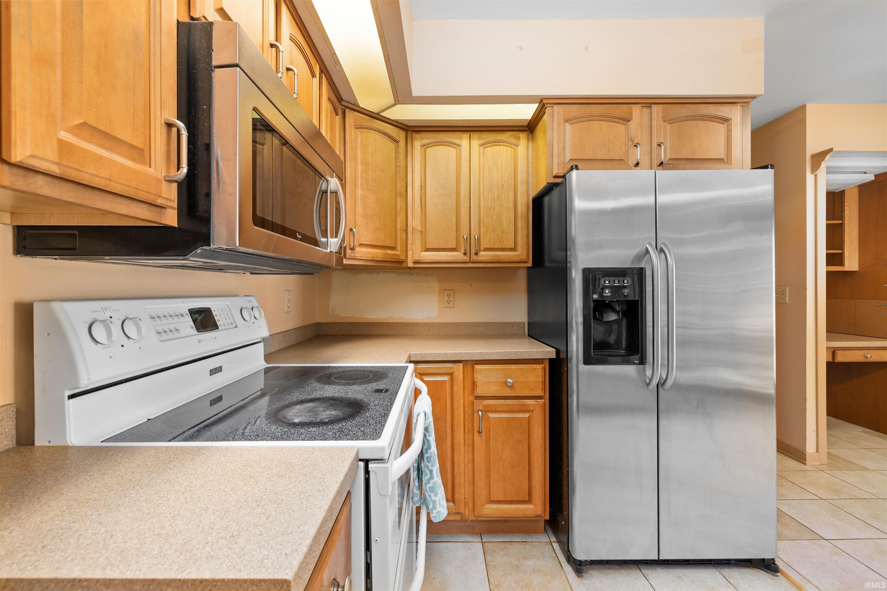 Photo 3 of 271 N McClellan Street