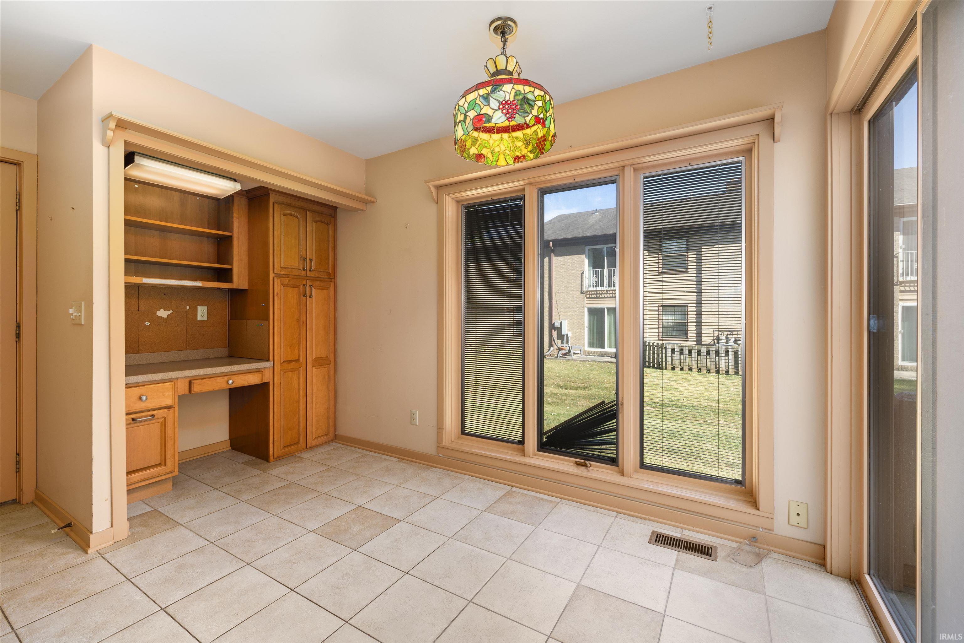 Photo 6 of 271 N McClellan Street