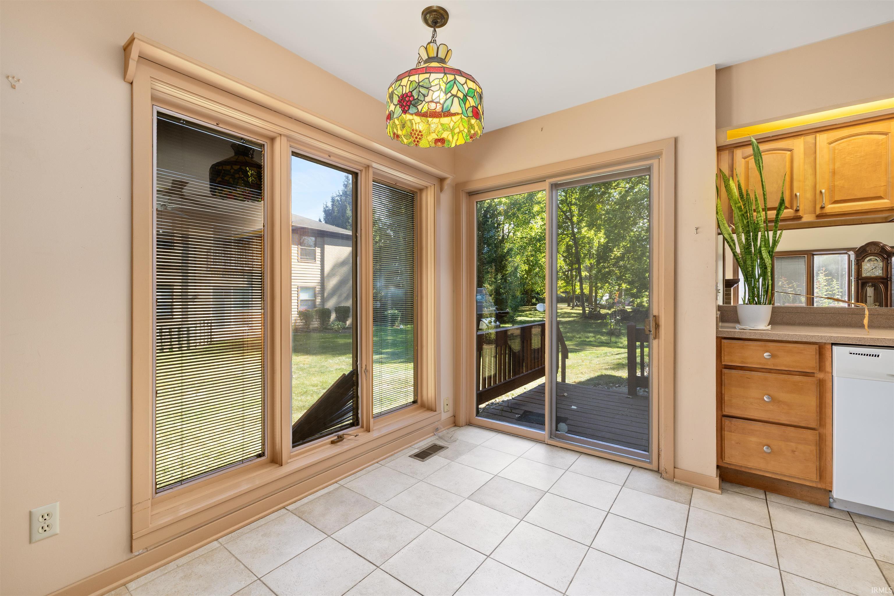 Photo 7 of 271 N McClellan Street