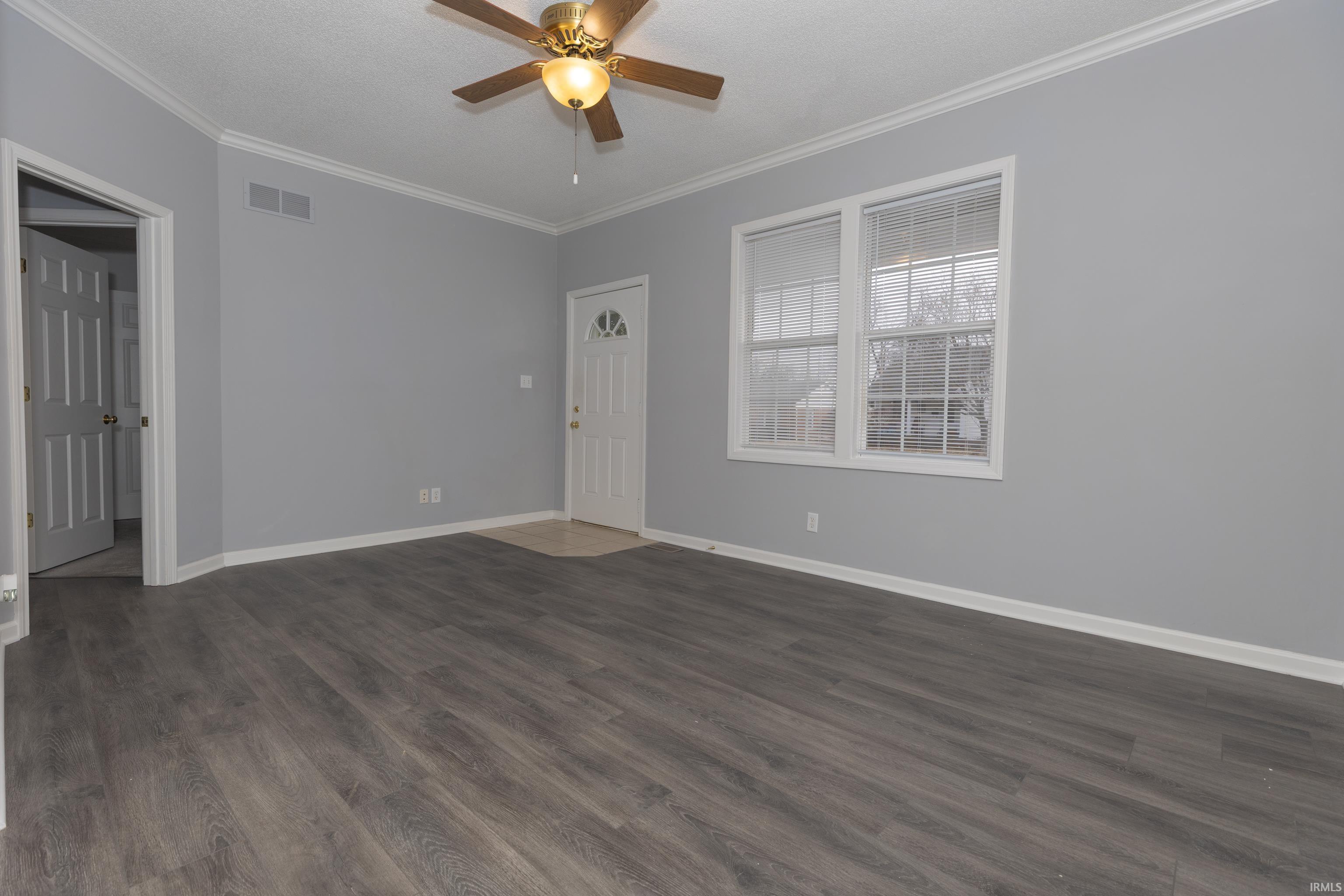 Homes for sale in Evansville, IN | 713 S Runnymeade St, Evansville, IN 47714 | MLS# 202604062